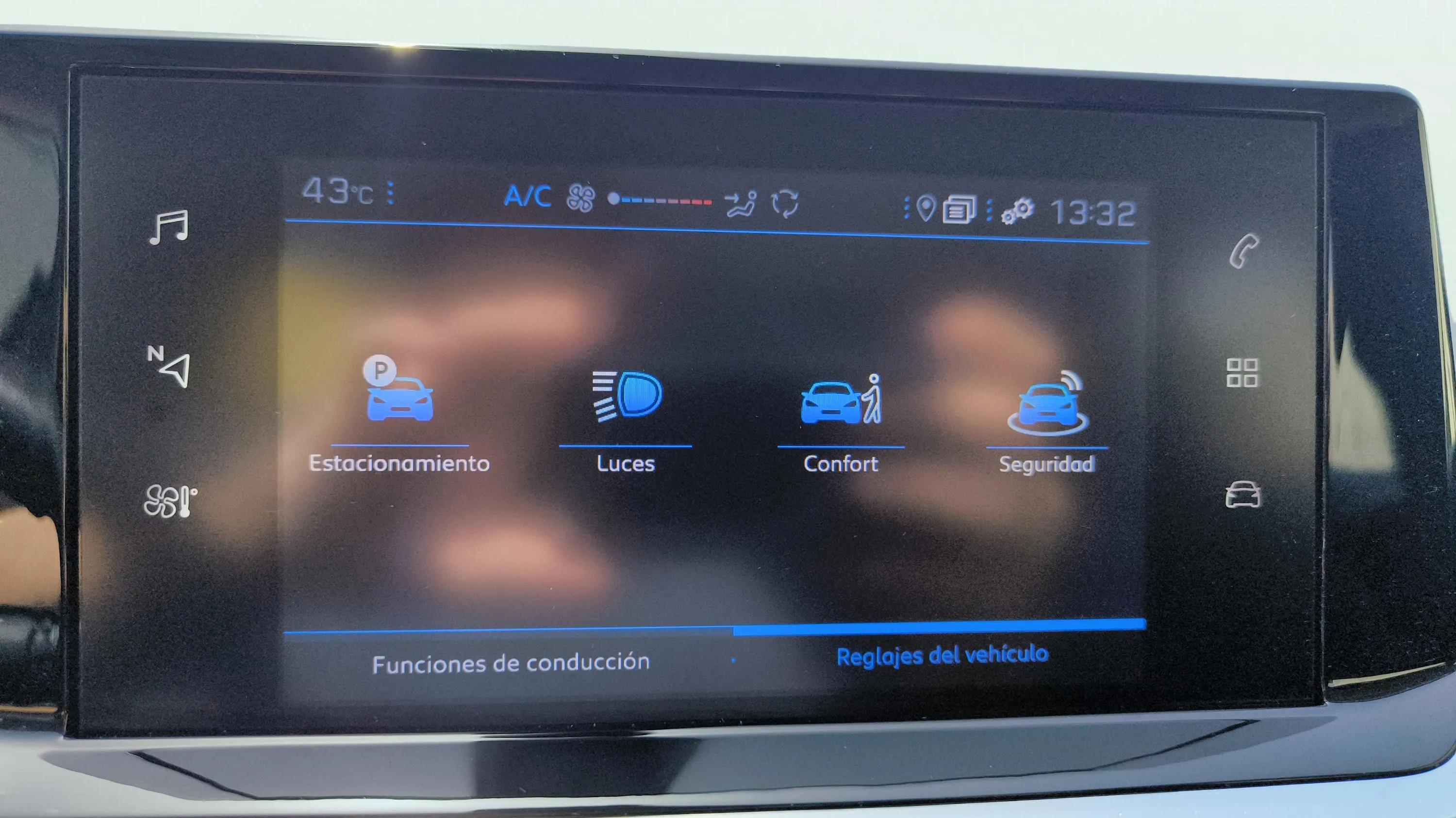 Peugeot 2008 Active BlueHDi - foto 40