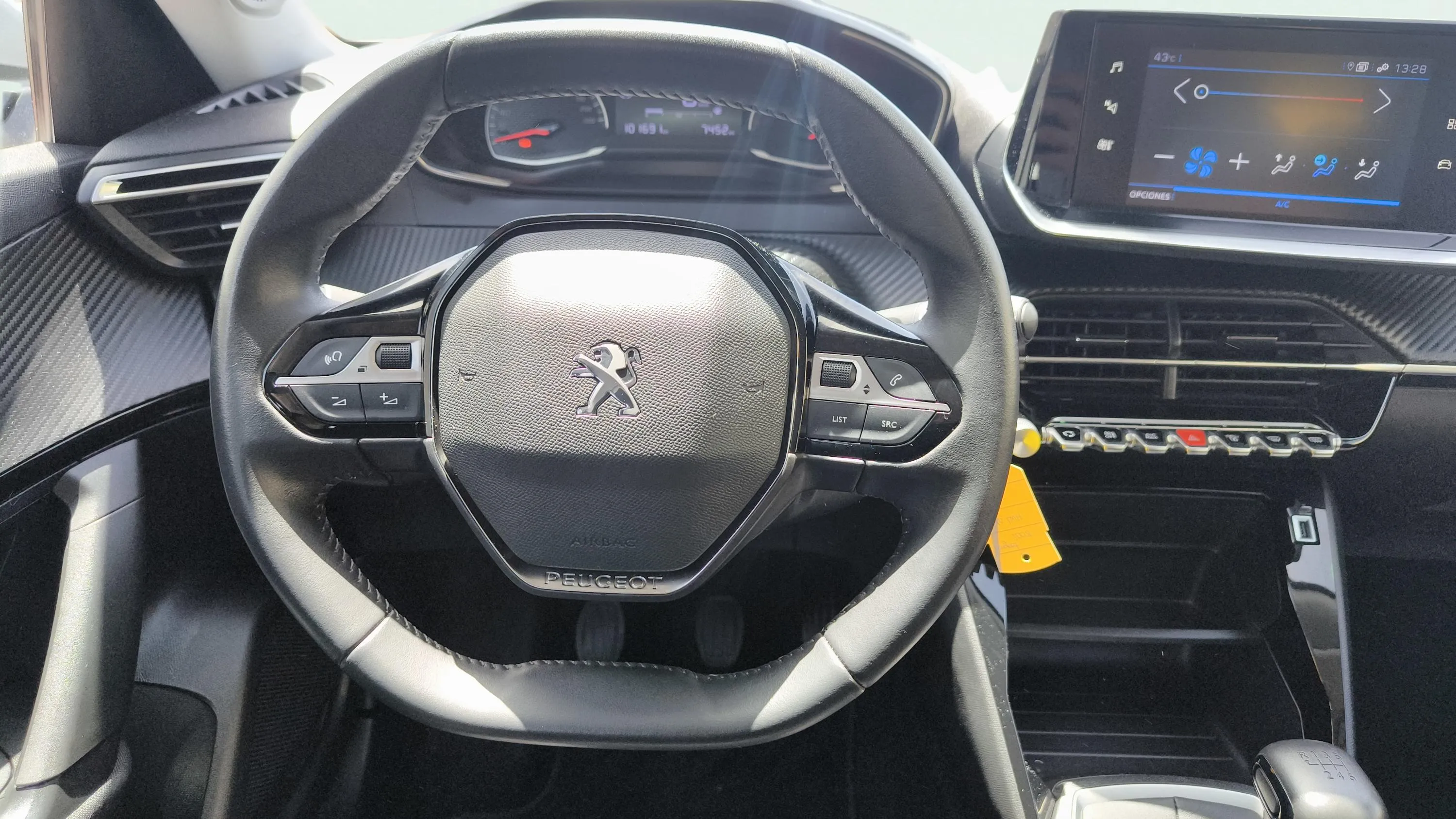 Peugeot 2008 Active BlueHDi - foto 8