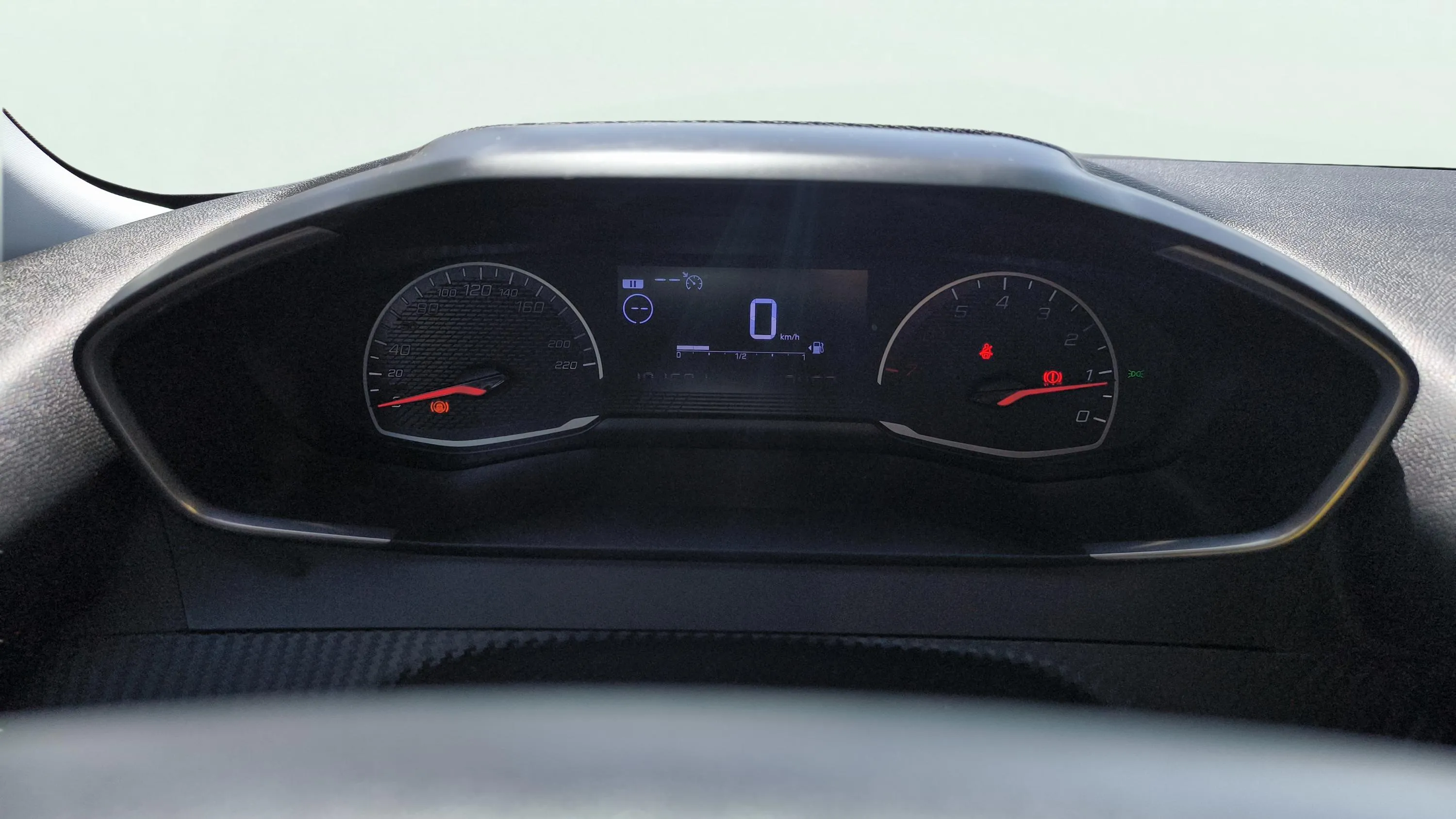 Peugeot 2008 Active BlueHDi - foto 9