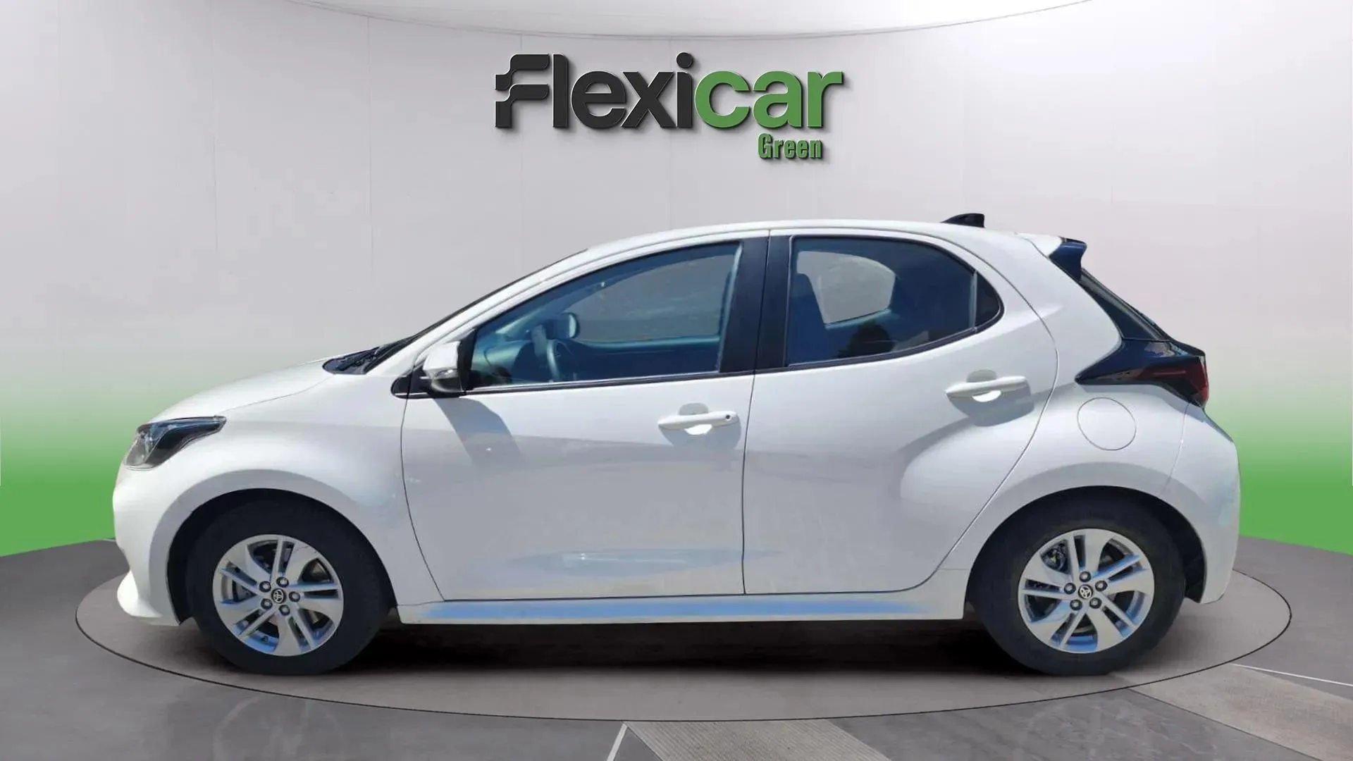 Toyota Yaris 1.5 120H Style - foto 4