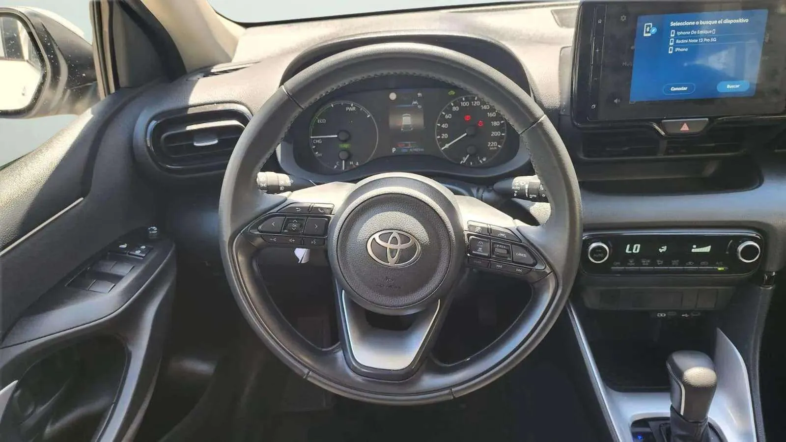 Toyota Yaris 1.5 120H Style - foto 30