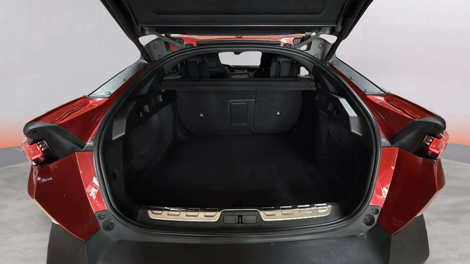 Peugeot 408 GT PureTech 130 EAT8 - foto 15
