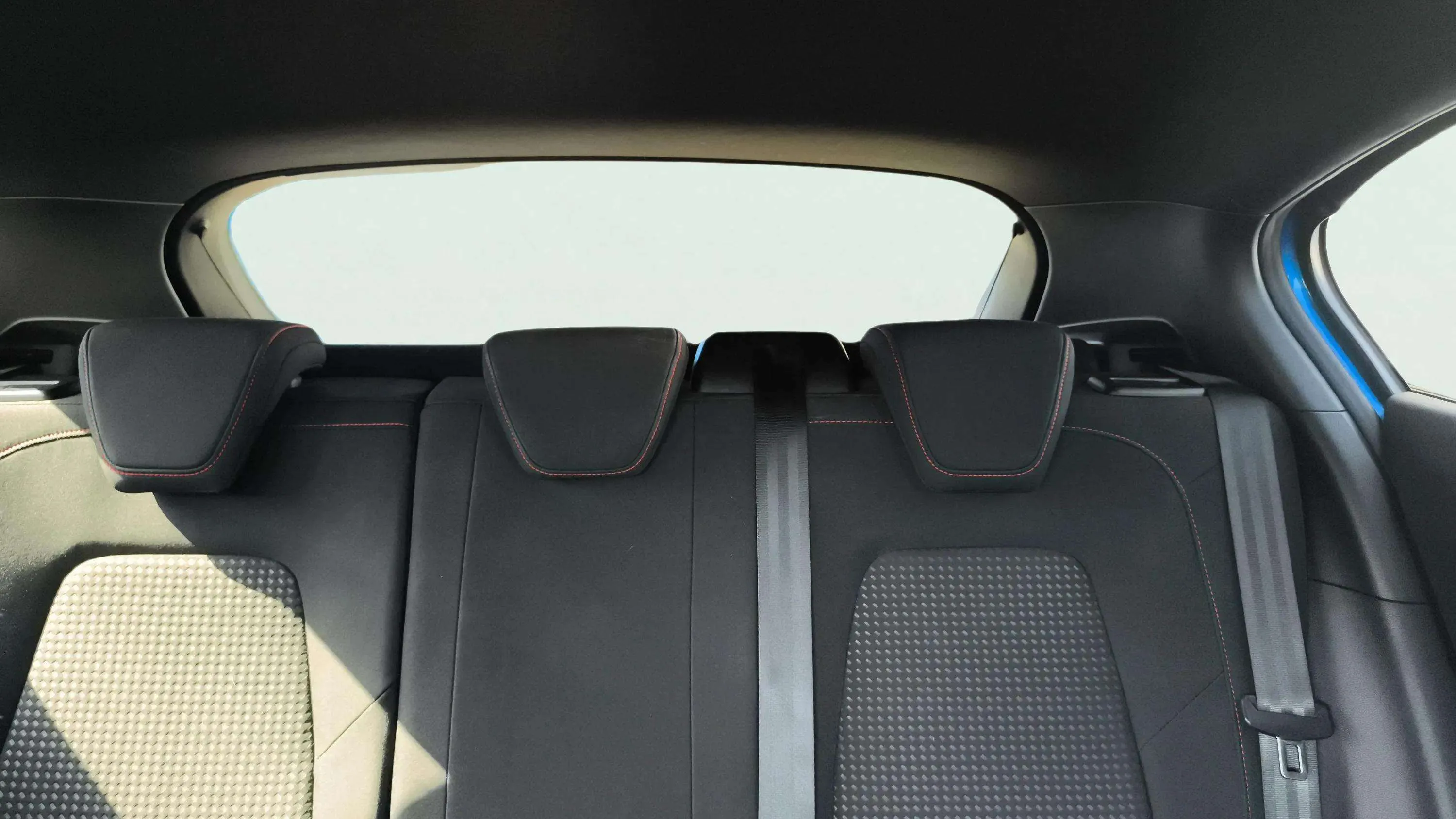 Ford Focus 1.0 EcoBoost ST-Line - foto 14
