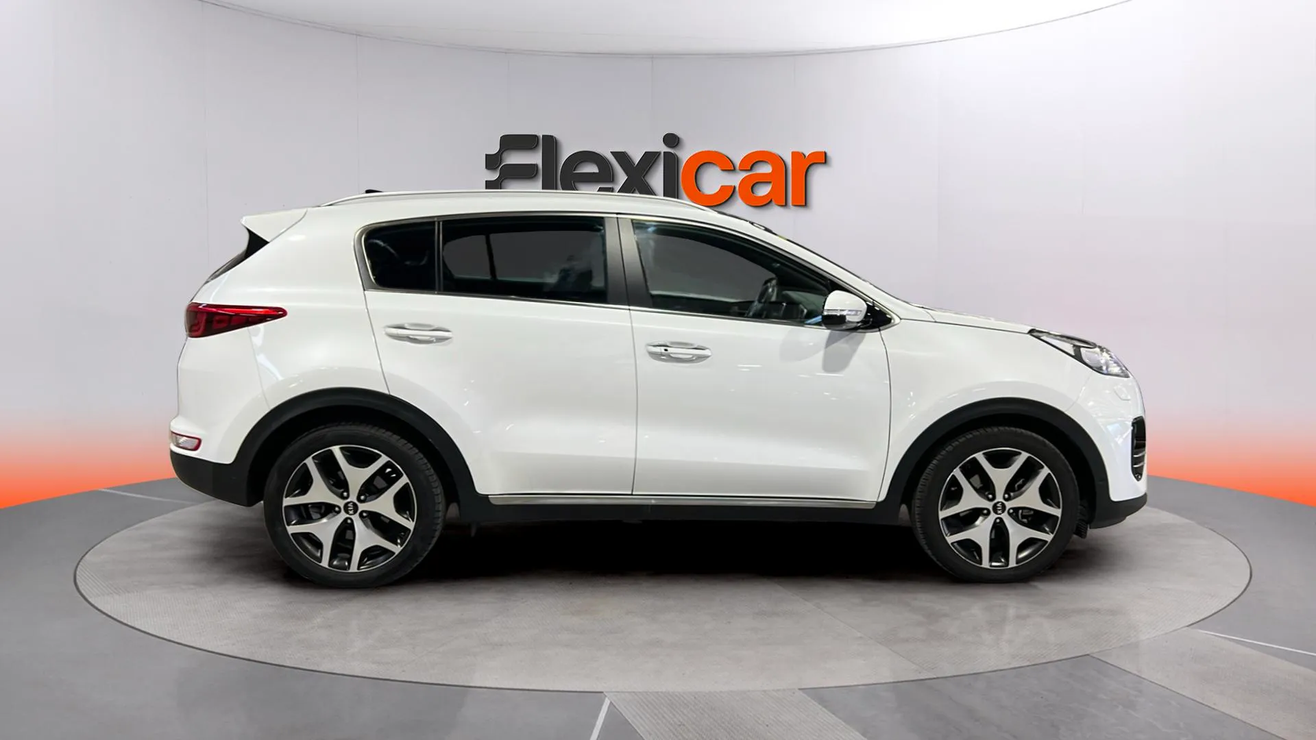 Kia Sportage 1.7 CRDi VGT Drive DCT 4x2 Eco-Dyn - foto 8