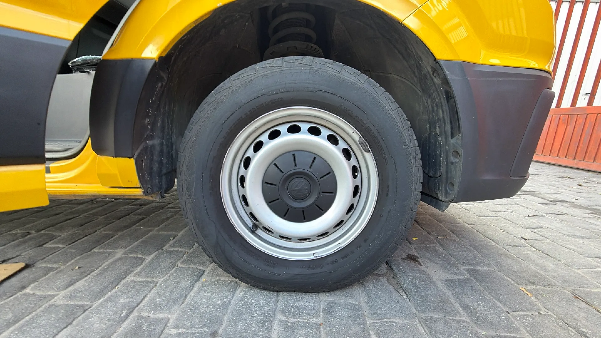 Volkswagen Crafter 30 Furgón BM TN L3H2 2.0TDI - foto 19