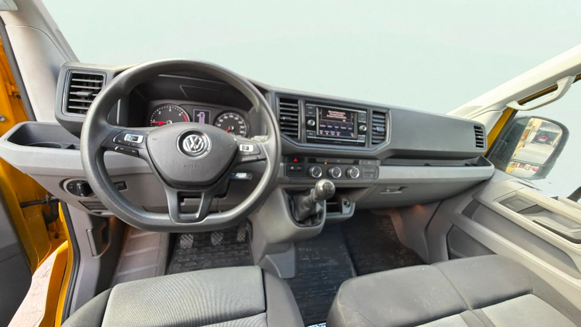 Volkswagen Crafter 30 Furgón BM TN L3H2 2.0TDI - foto 9