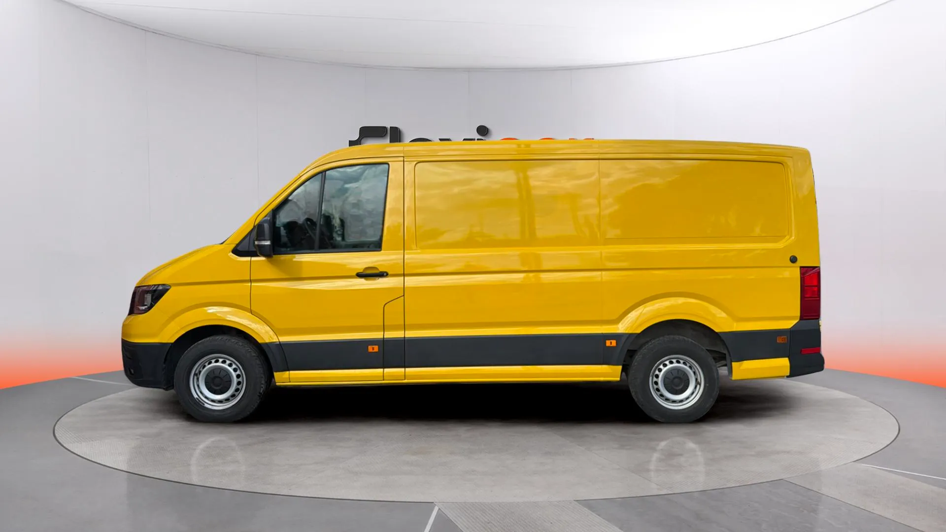 Volkswagen Crafter 30 Furgón BM TN L3H2 2.0TDI - foto 4