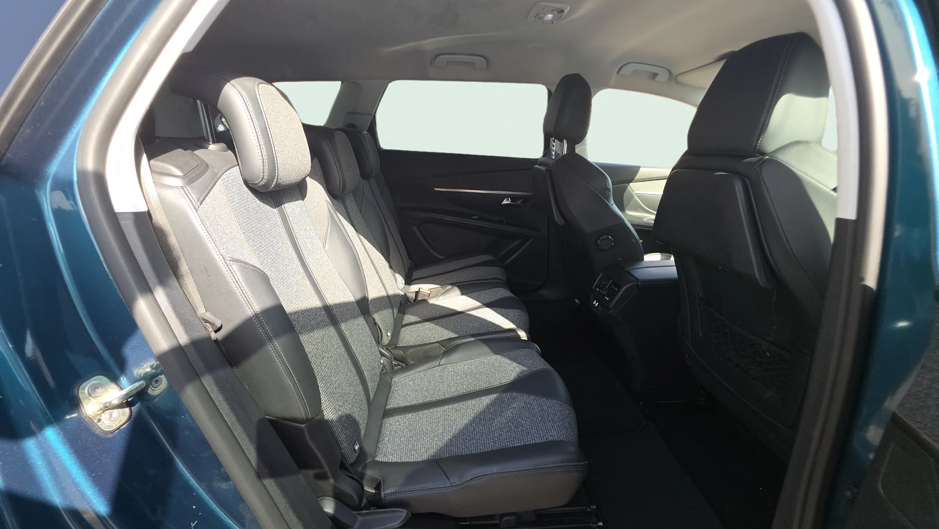 Peugeot 5008 Allure 1.5L BlueHDi - foto 15