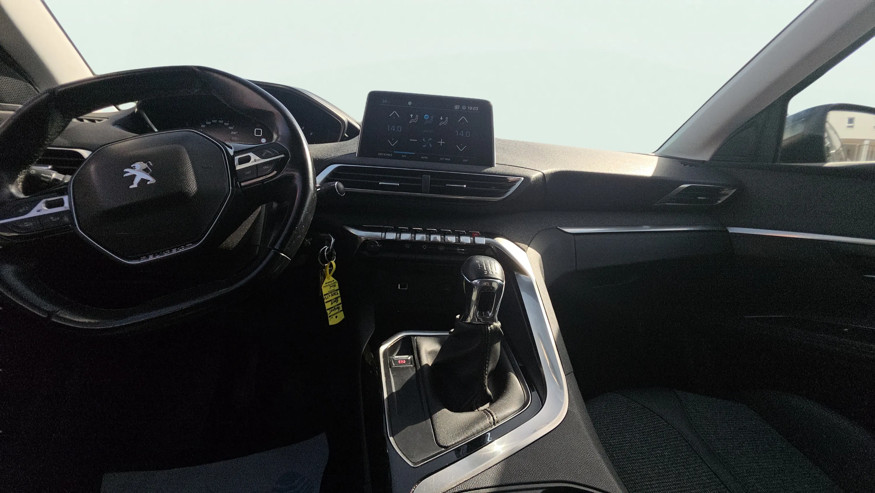 Peugeot 5008 Allure 1.5L BlueHDi - foto 10