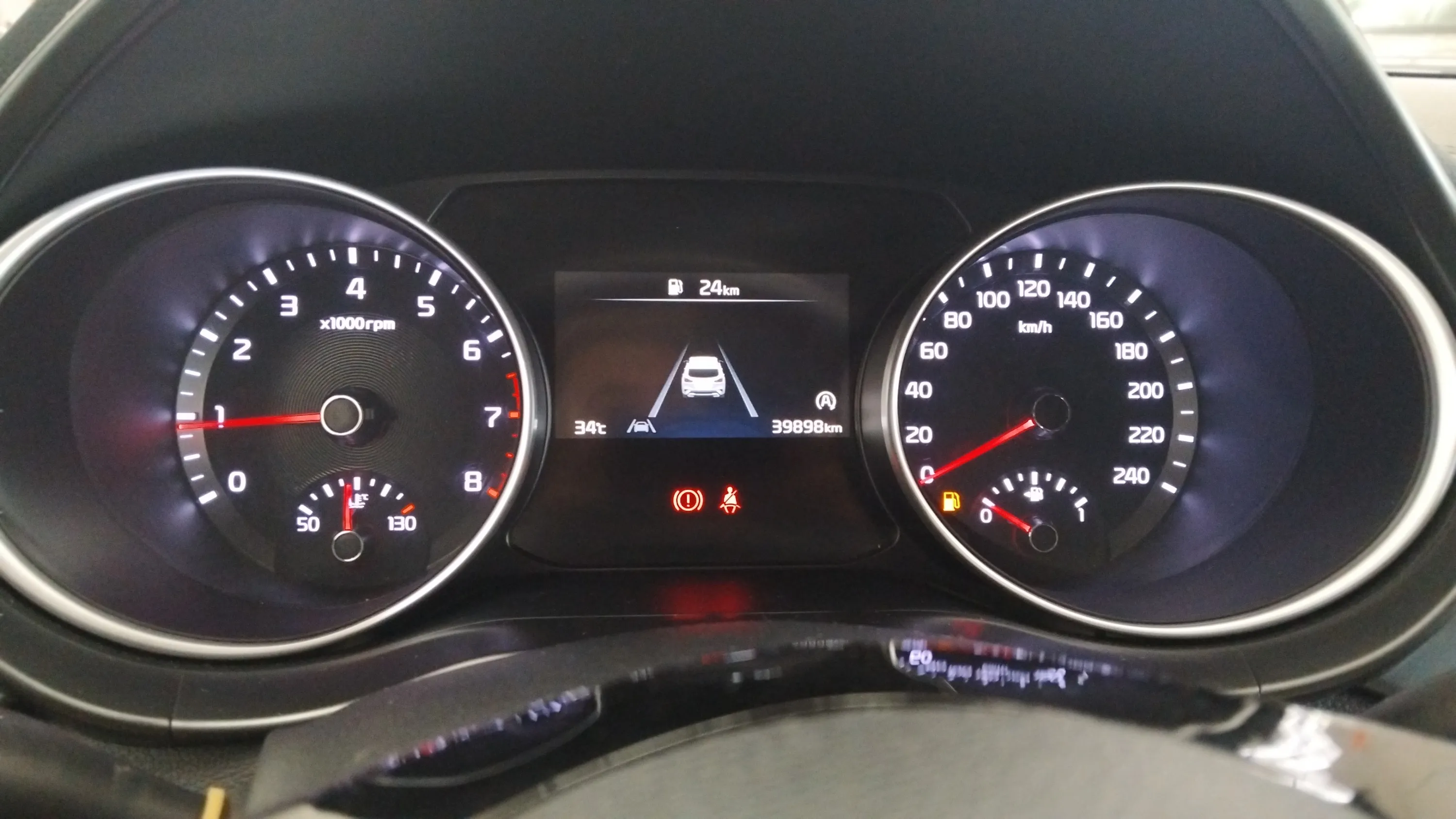 Kia XCeed 1.0 T-GDi Concept - foto 9