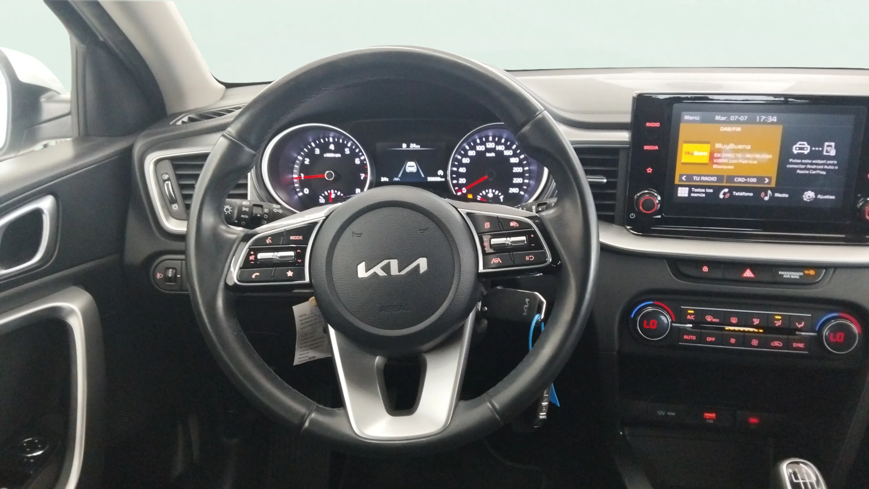 Kia XCeed 1.0 T-GDi Concept - foto 8