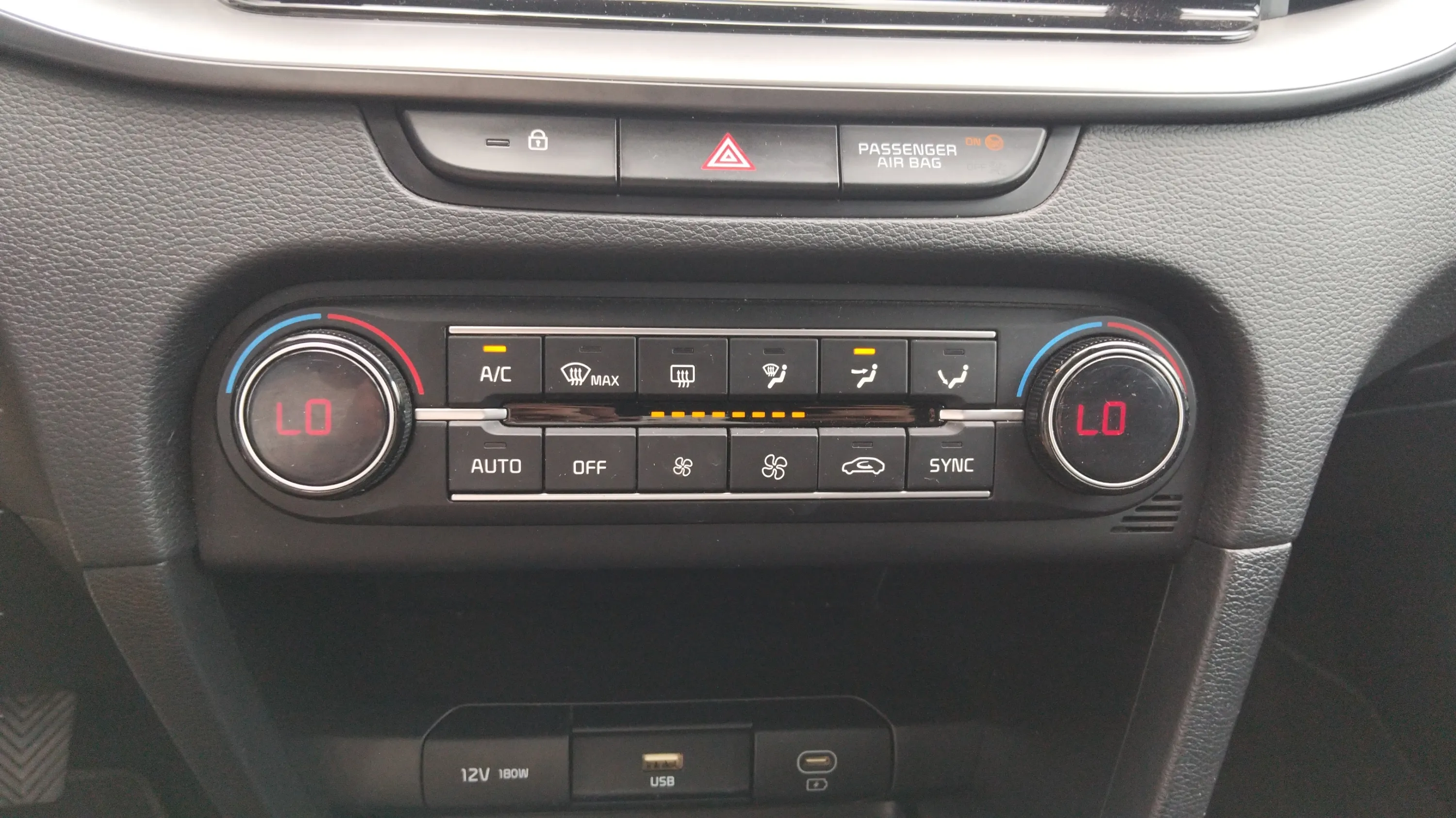 Kia XCeed 1.0 T-GDi Concept - foto 19