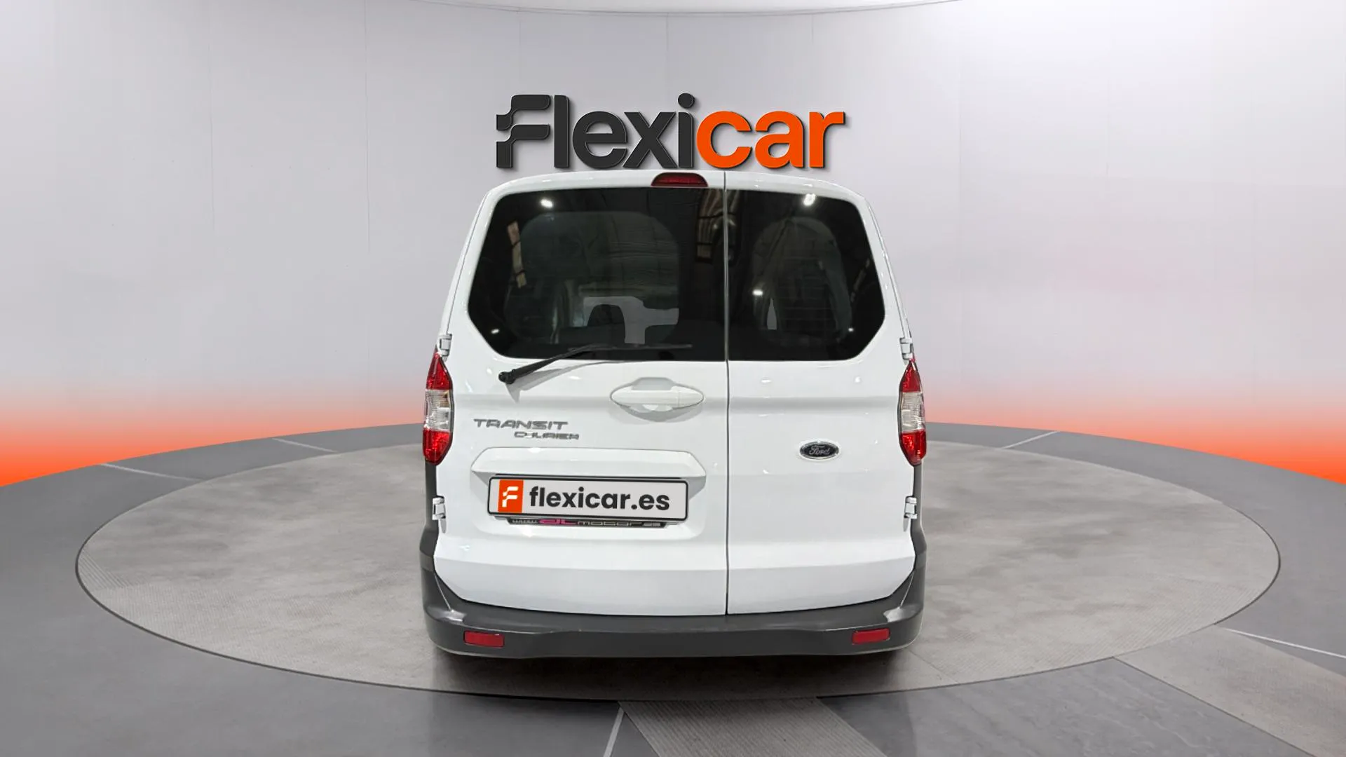Ford Tourneo Courier 1.5 TDCi Ambiente - foto 6