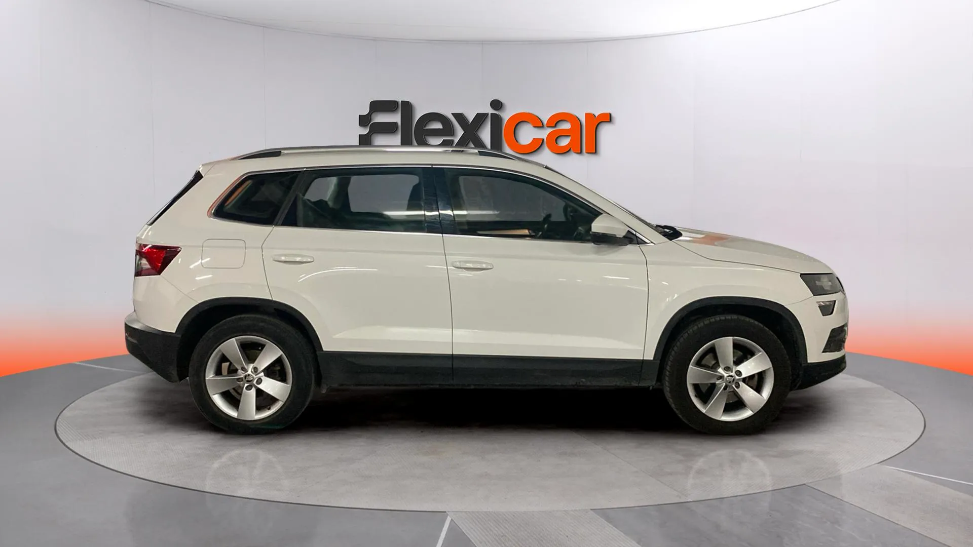 Škoda Karoq 2.0 TDI DSG 4x4 Ambition - foto 5