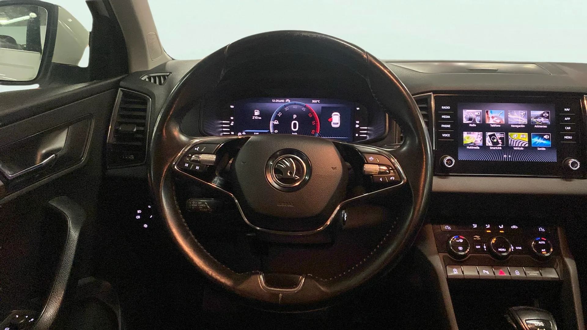 Škoda Karoq 2.0 TDI DSG 4x4 Ambition - foto 13