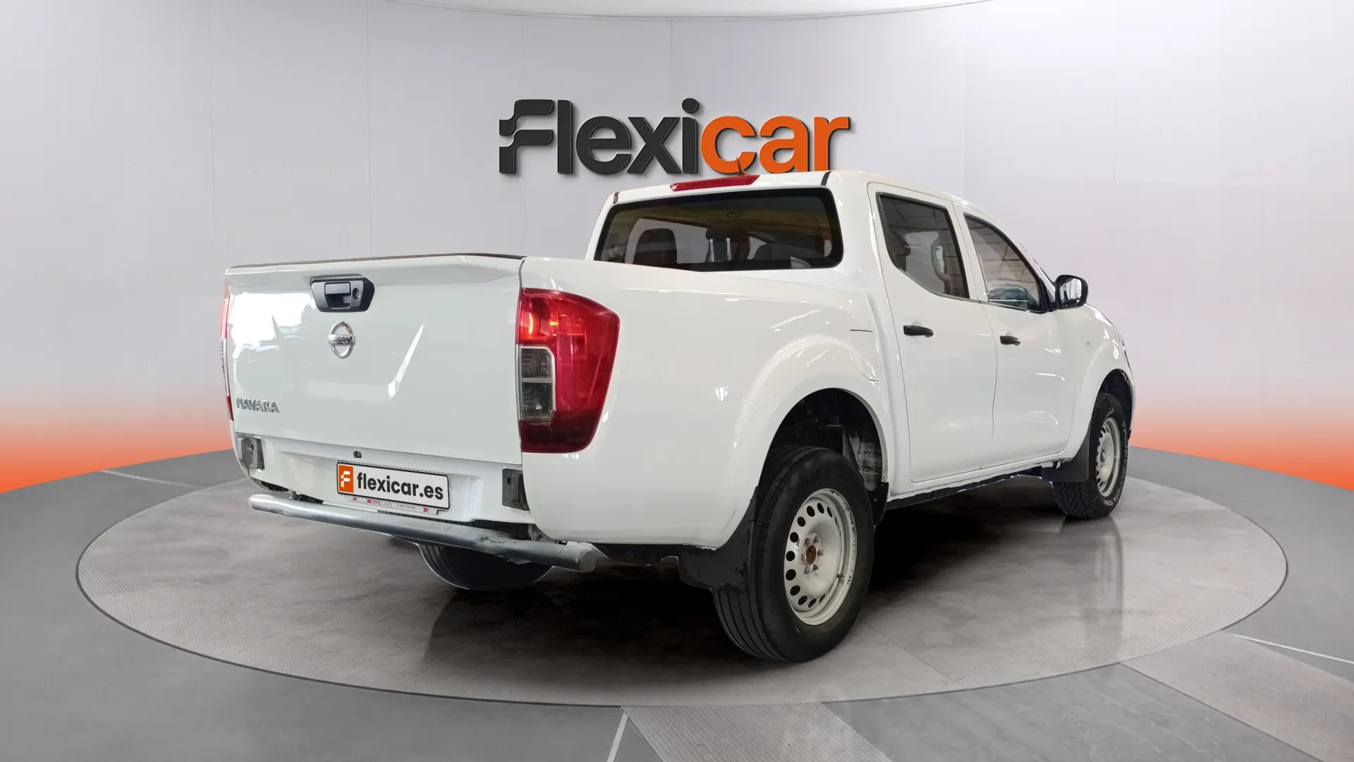 Nissan Navara 2300 - foto 3