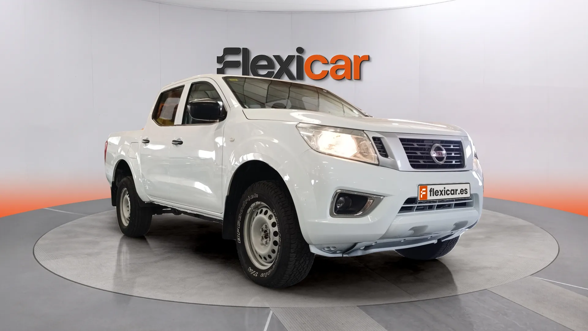 Nissan Navara 2300