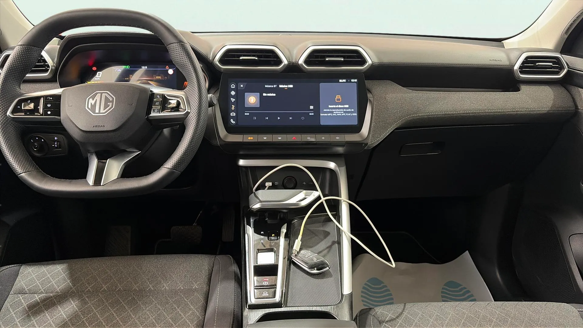 MG ZS Hybrid+ Comfort - foto 11