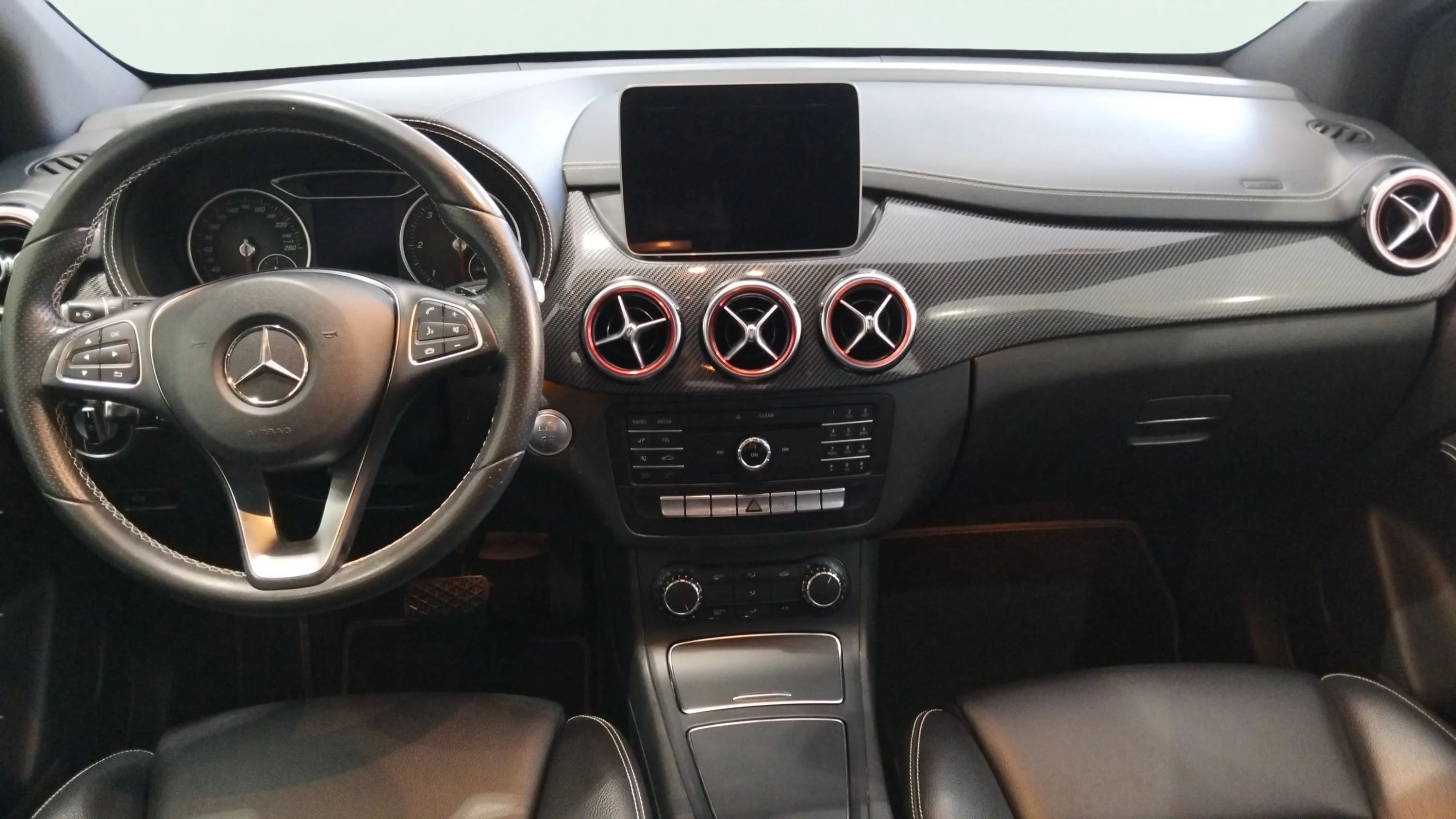 Mercedes-Benz Clase B B 200 d - foto 10