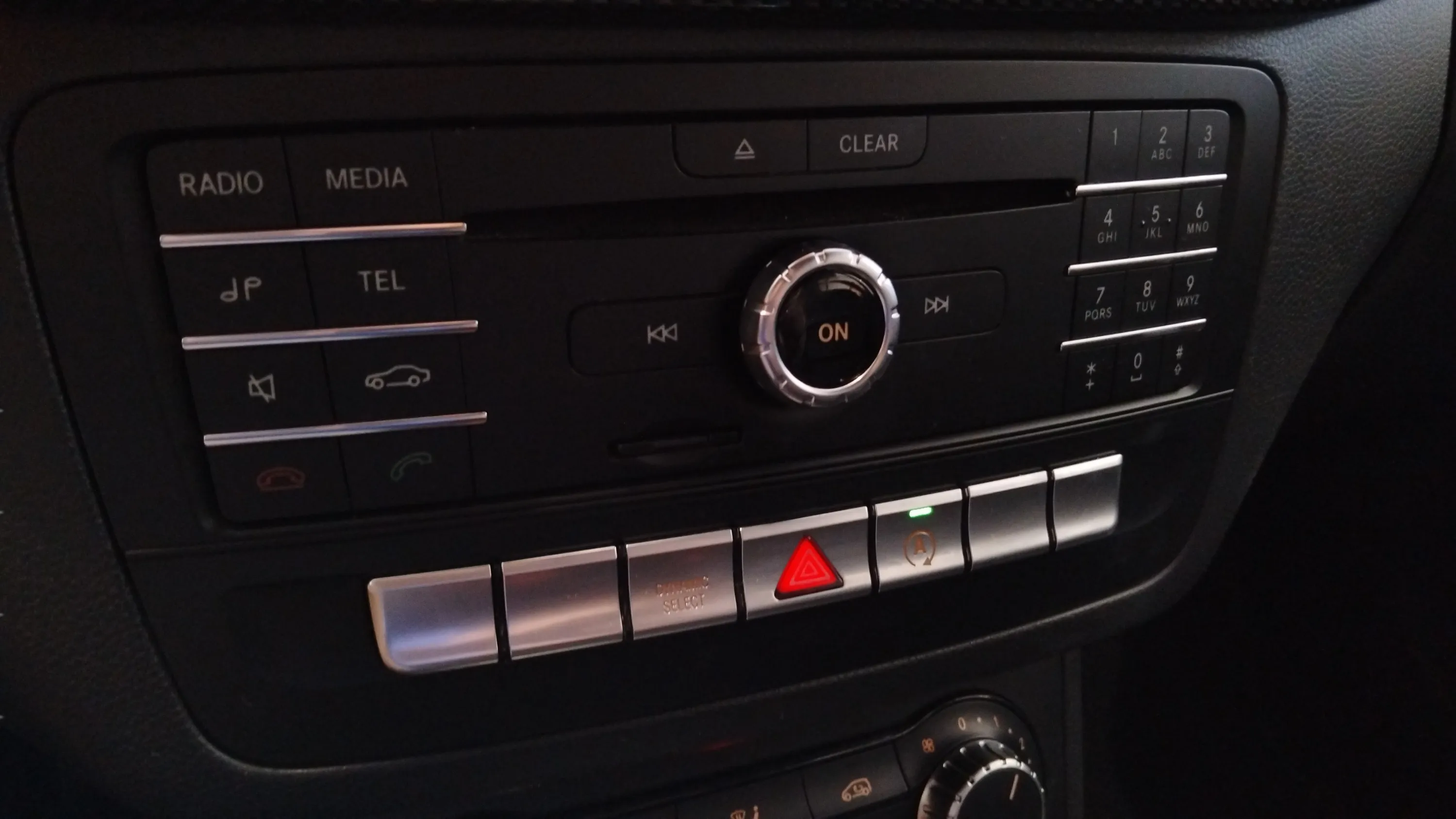 Mercedes-Benz Clase B B 200 d - foto 16