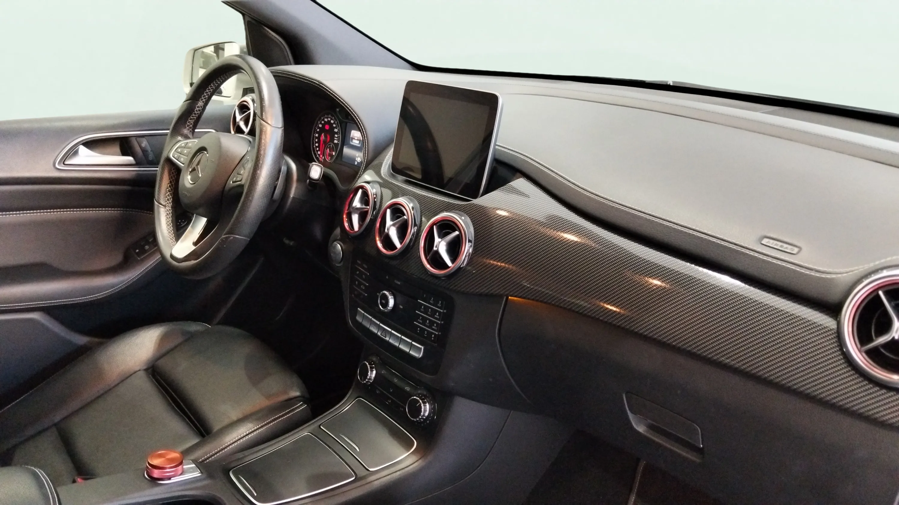 Mercedes-Benz Clase B B 200 d - foto 7