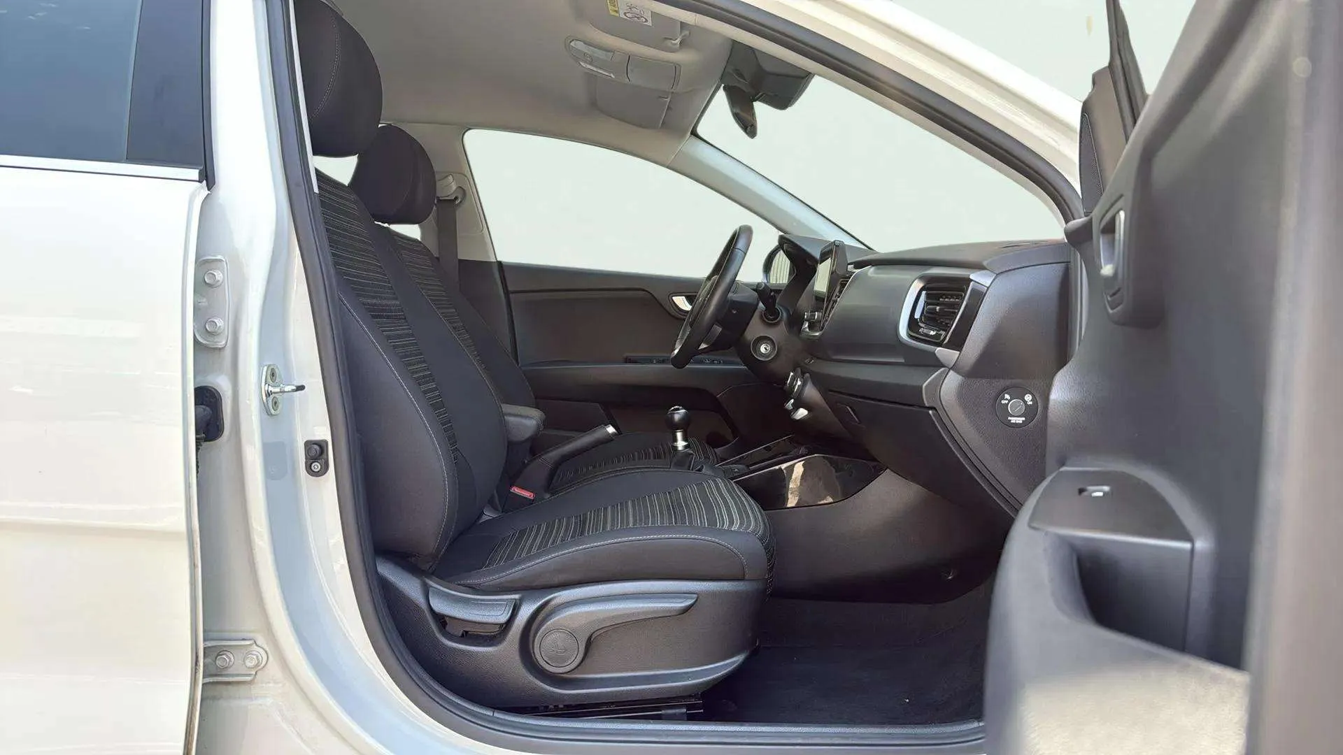 Kia Stonic 1.2 DPi Drive - foto 11