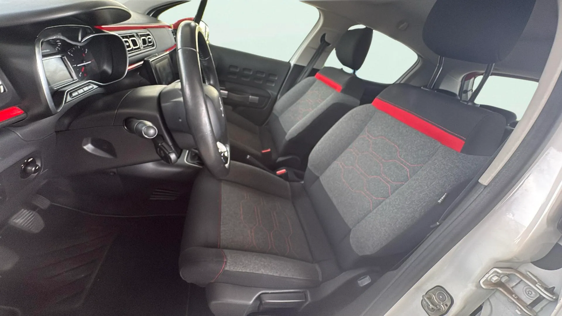 Citroën C3 PureTech Shine - foto 24