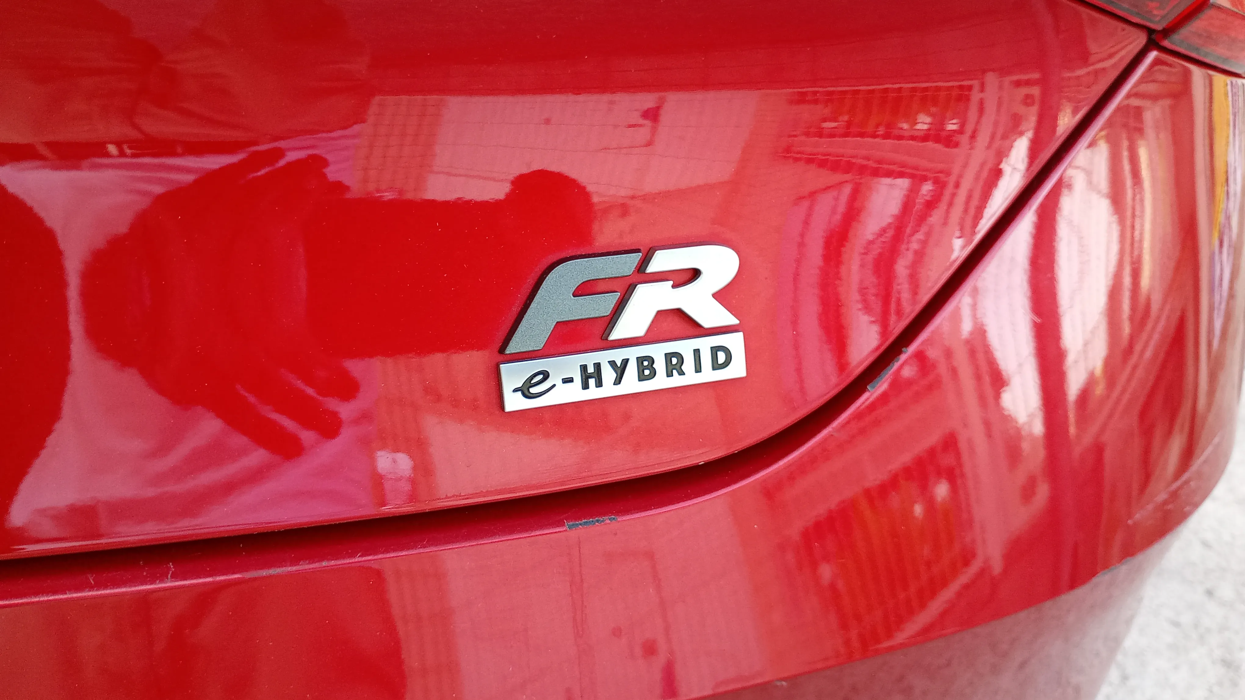 SEAT León 1.4 e-Hybrid DSG-6 FR - foto 18