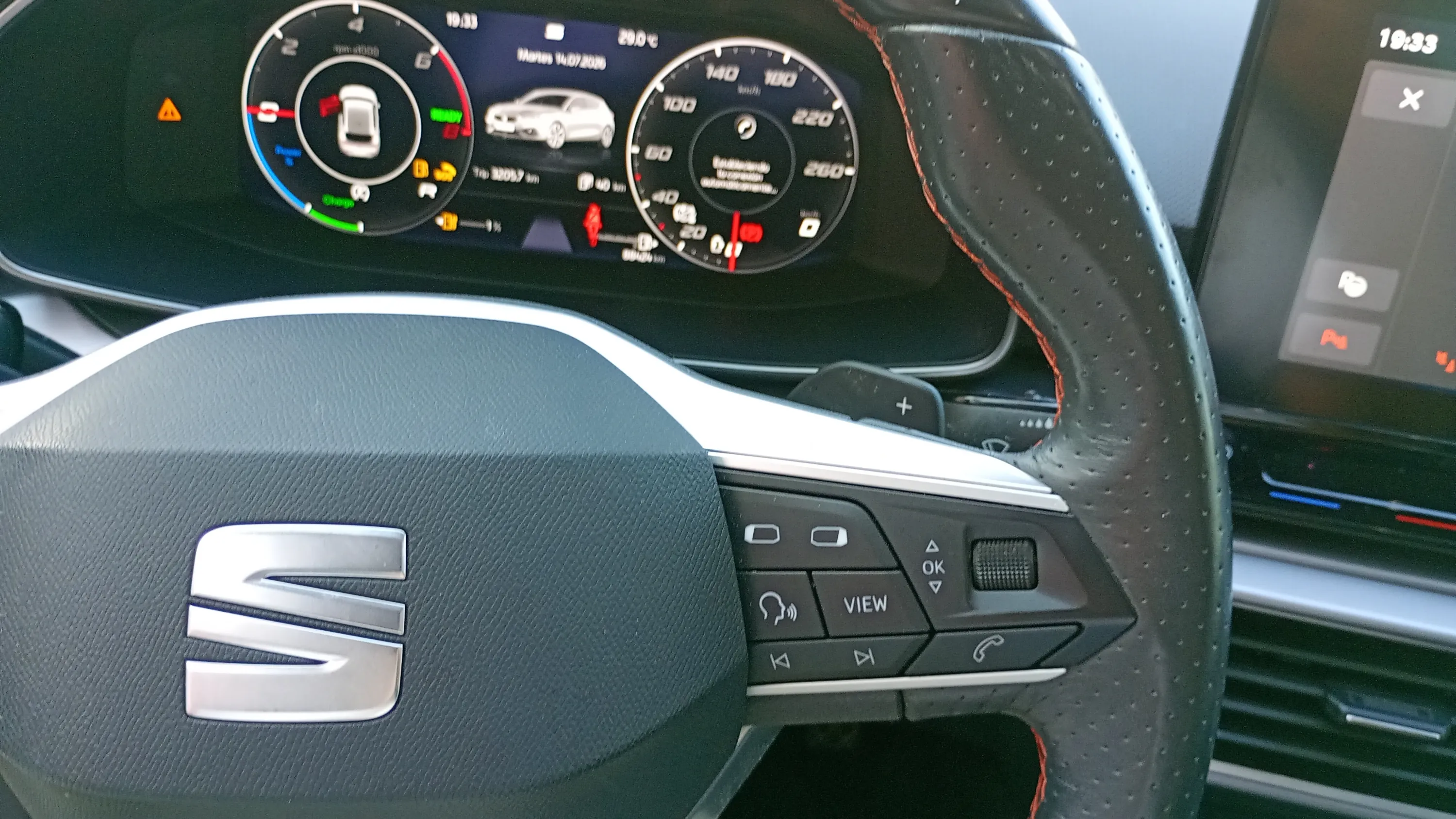 SEAT León 1.4 e-Hybrid DSG-6 FR - foto 22