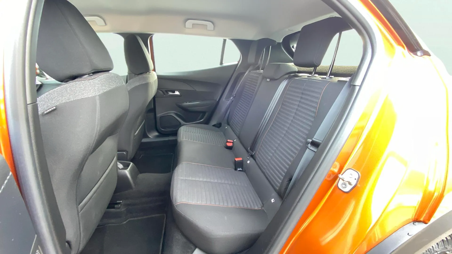 Peugeot 2008 Active Pack PureTech 100 BVM6 - foto 14