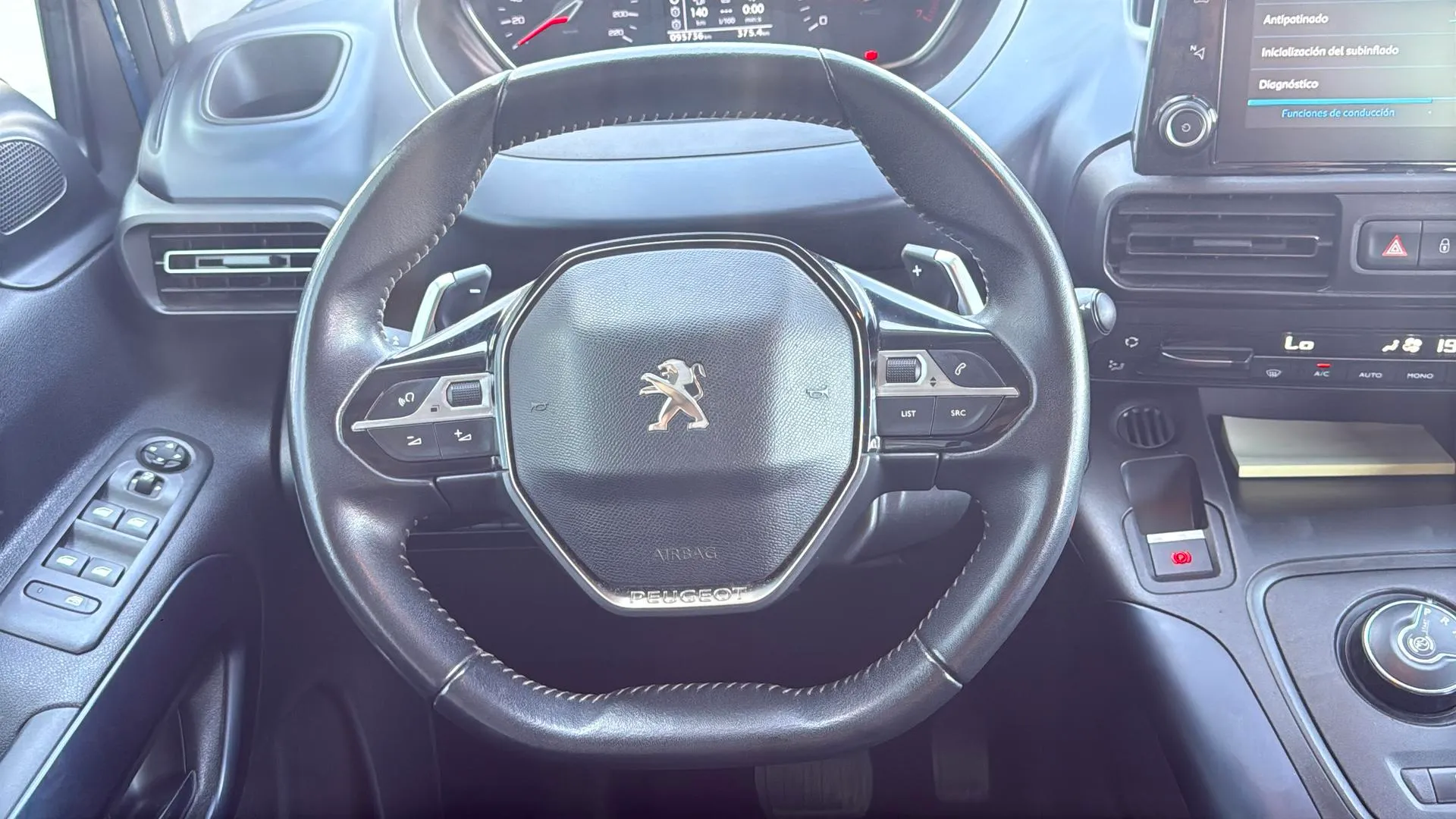 Peugeot Rifter Allure Standard BlueHDi EAT8 - foto 11