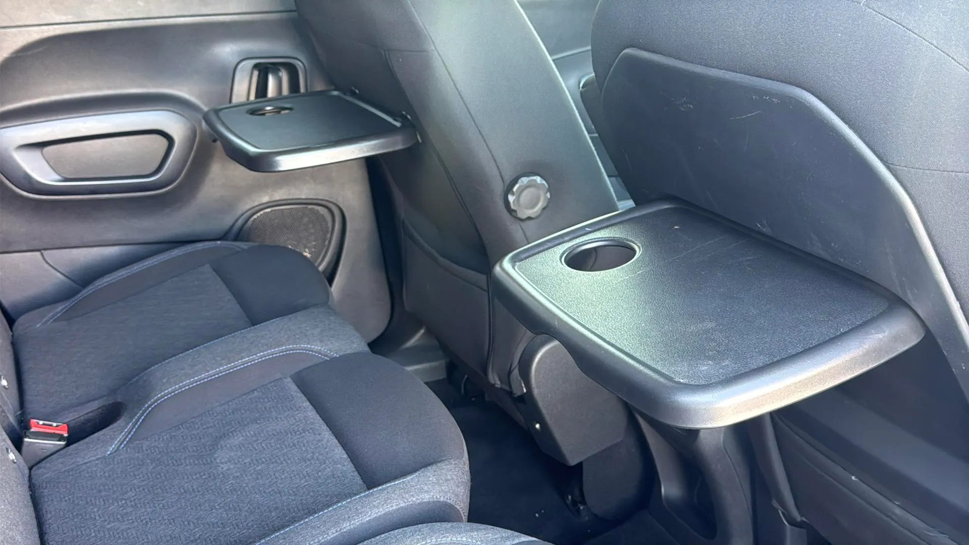 Peugeot Rifter Allure Standard BlueHDi EAT8 - foto 23
