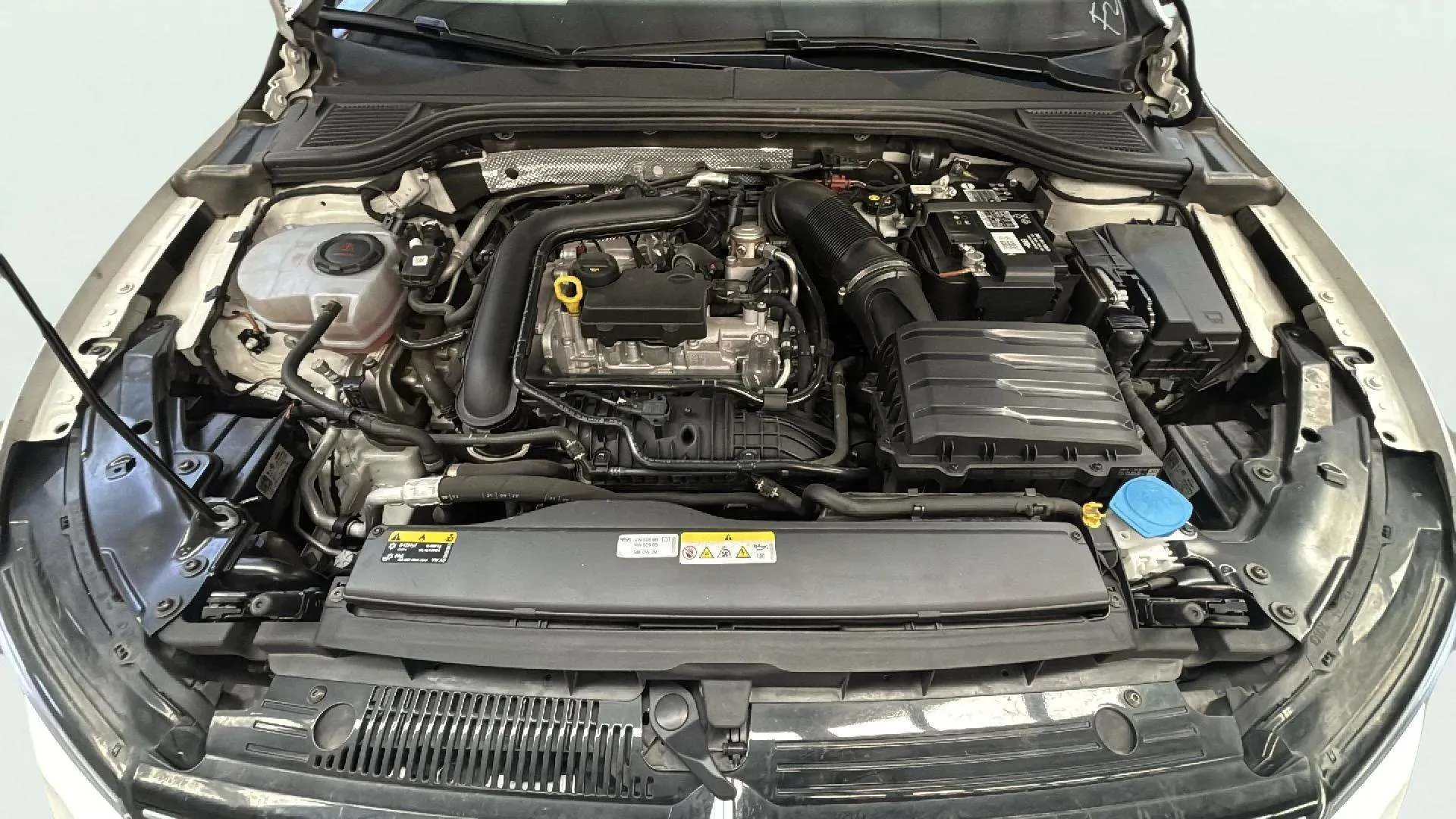 Volkswagen Golf 1.0 eTSI DSG - foto 18
