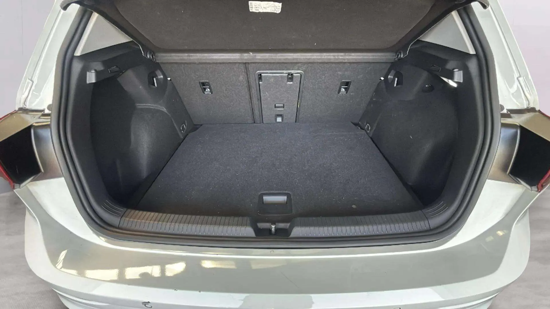 Volkswagen Golf 1.0 eTSI DSG - foto 9