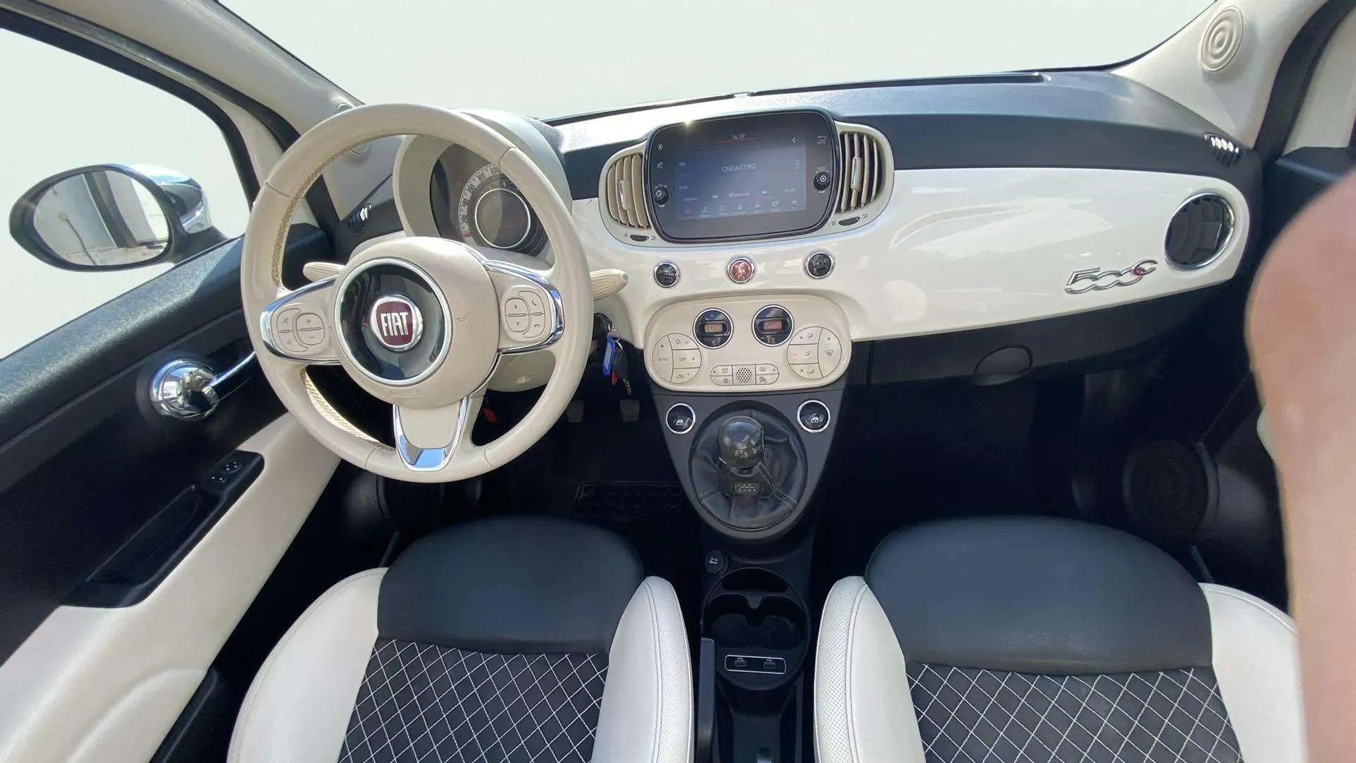 Fiat 500 Connect 1.0 Hybrid - foto 10