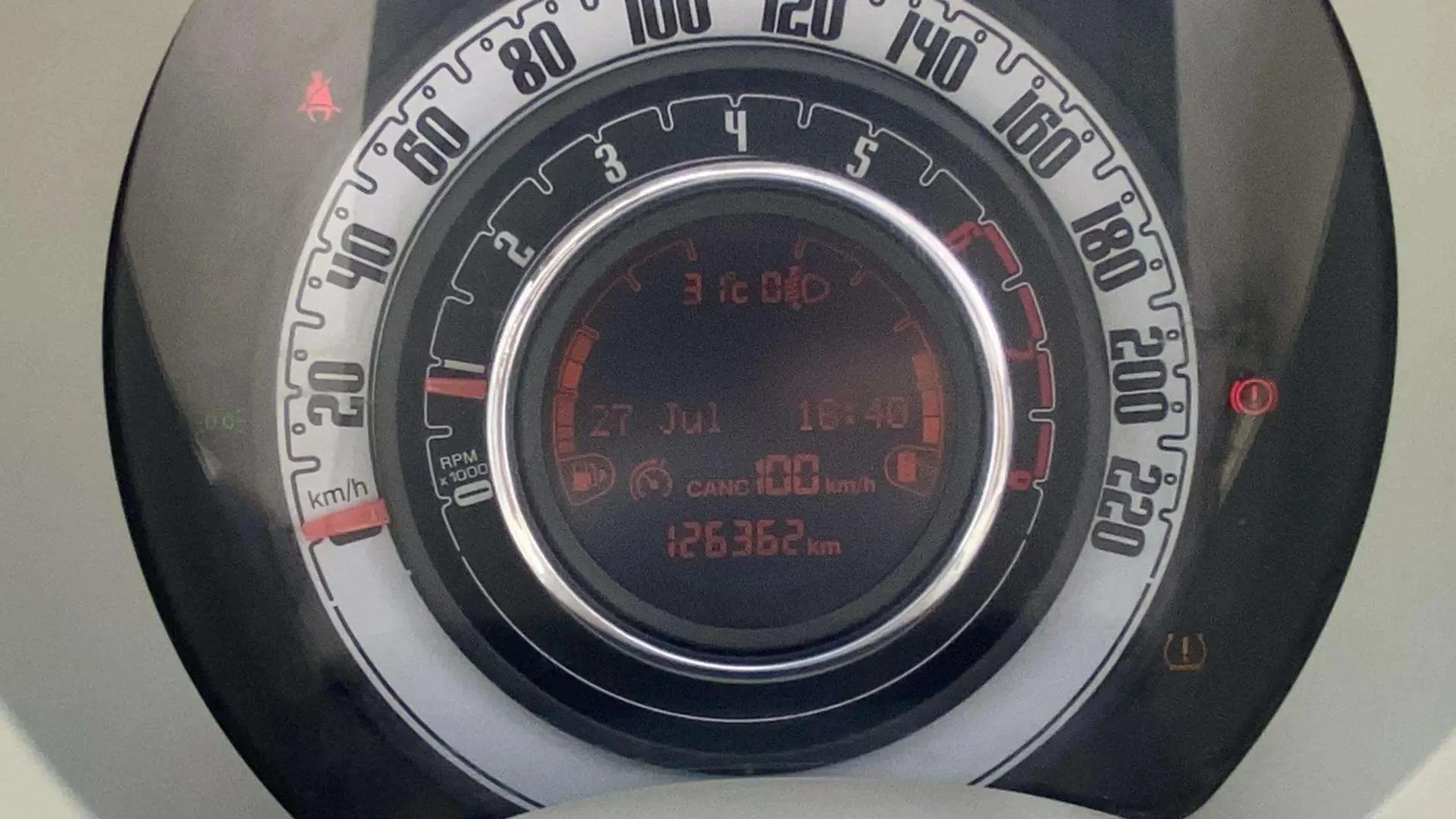 Fiat 500 Connect 1.0 Hybrid - foto 11