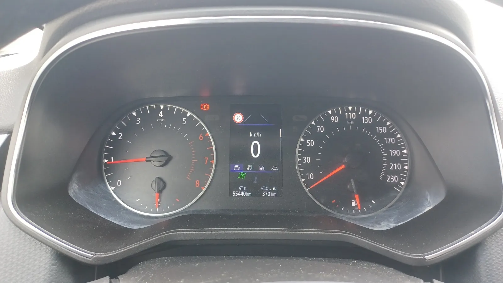 Renault Clio Zen TCe - foto 18