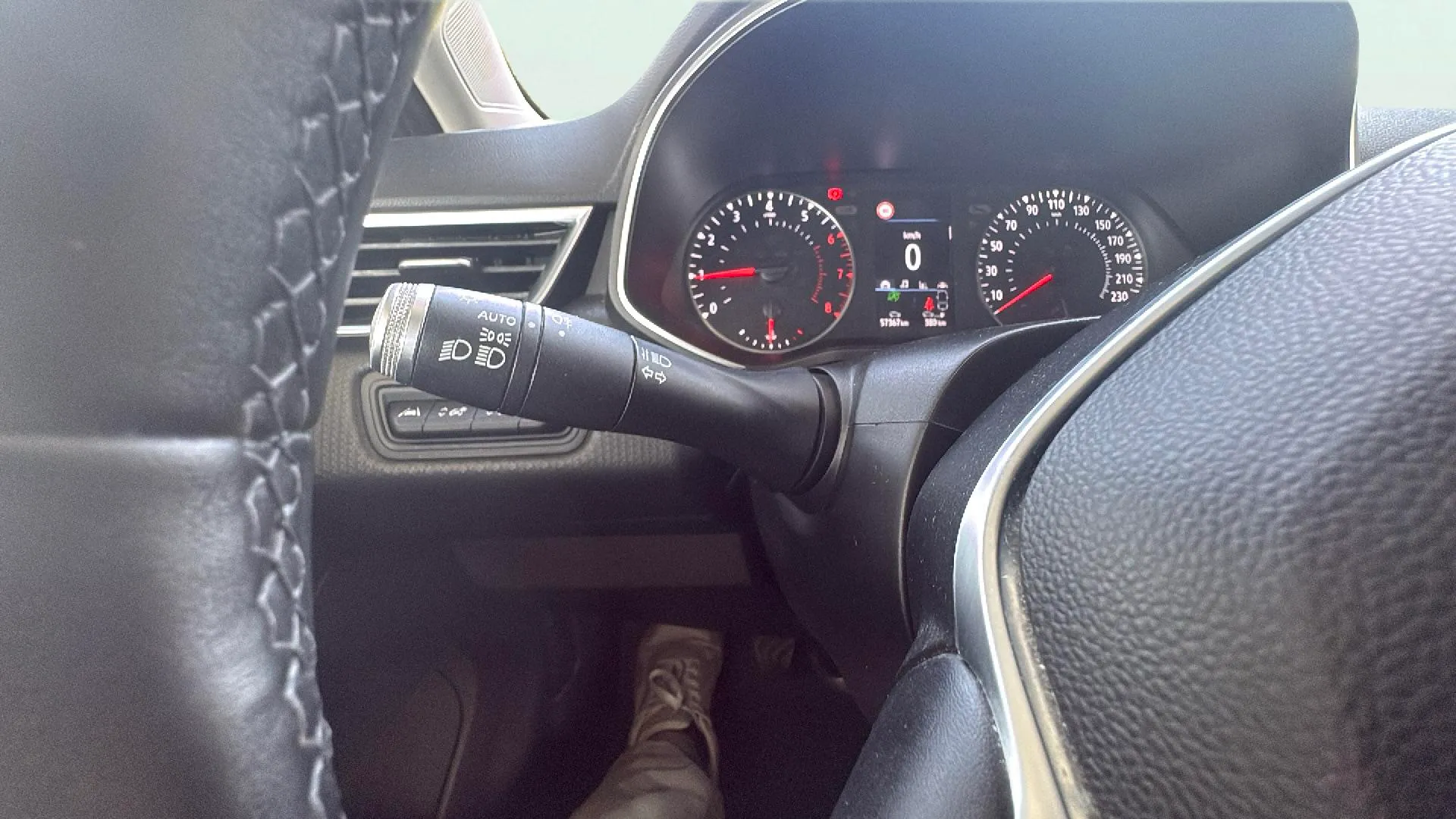 Renault Clio Business TCe - foto 15