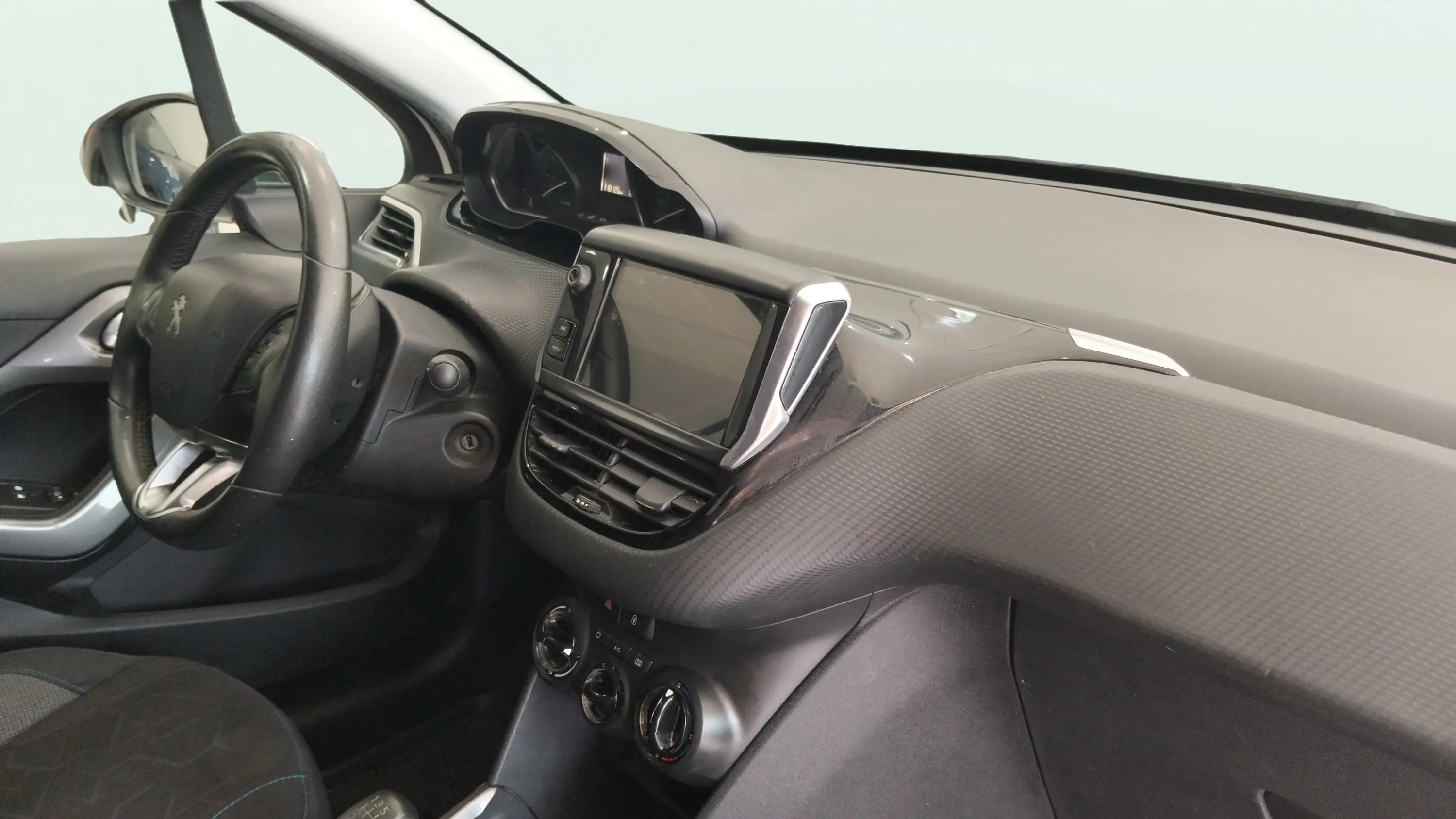 Peugeot 2008 Style 1.2L PureTech - foto 7