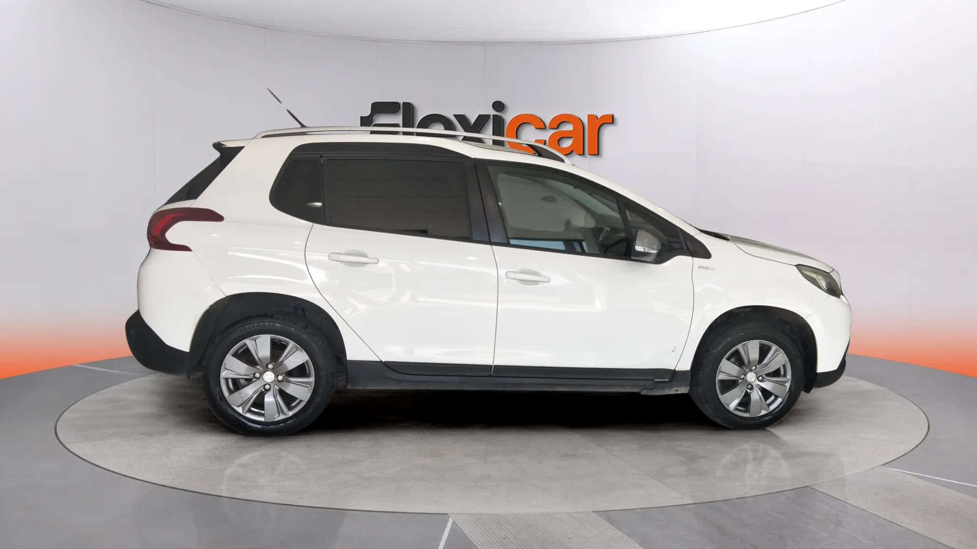 Peugeot 2008 Style 1.2L PureTech - foto 3