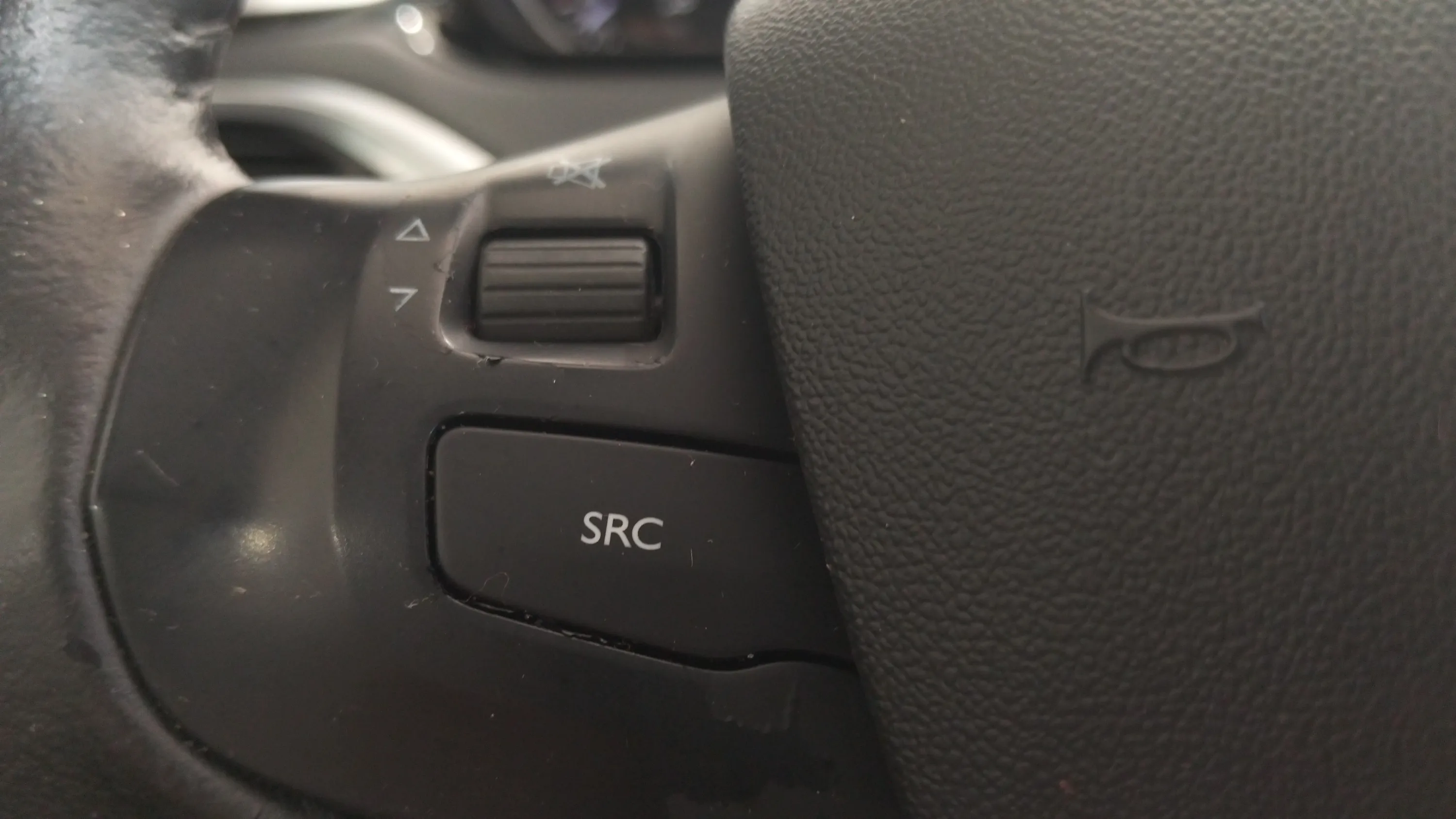 Peugeot 2008 Style 1.2L PureTech - foto 14