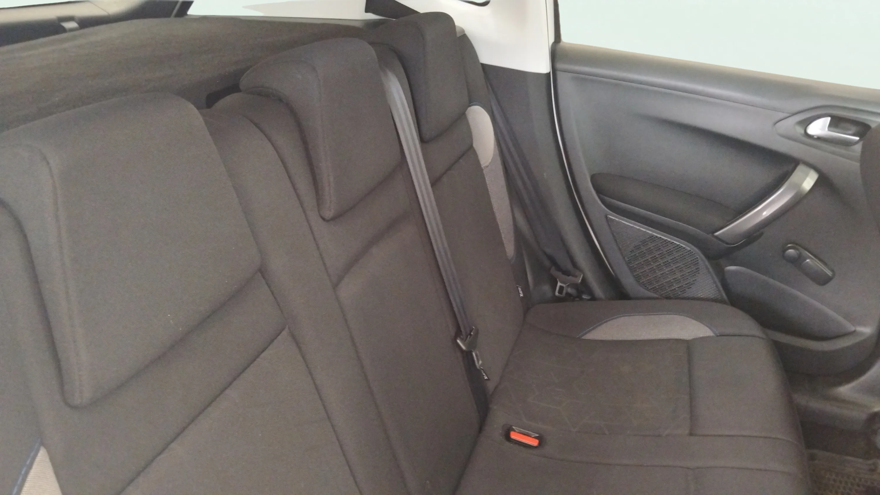 Peugeot 2008 Style 1.2L PureTech - foto 8