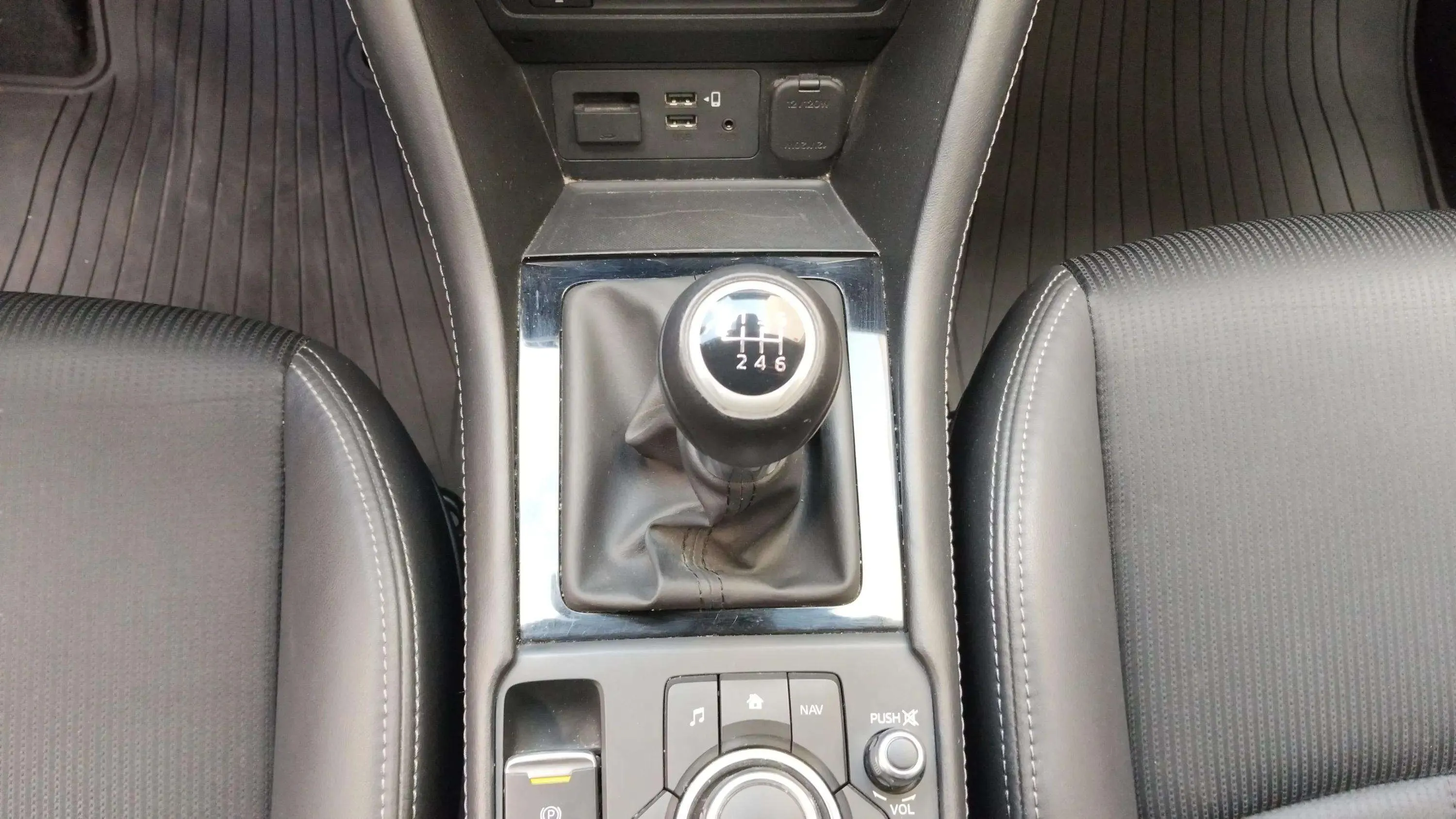 Mazda CX-3 2.0 G 2WD Zenith - foto 14