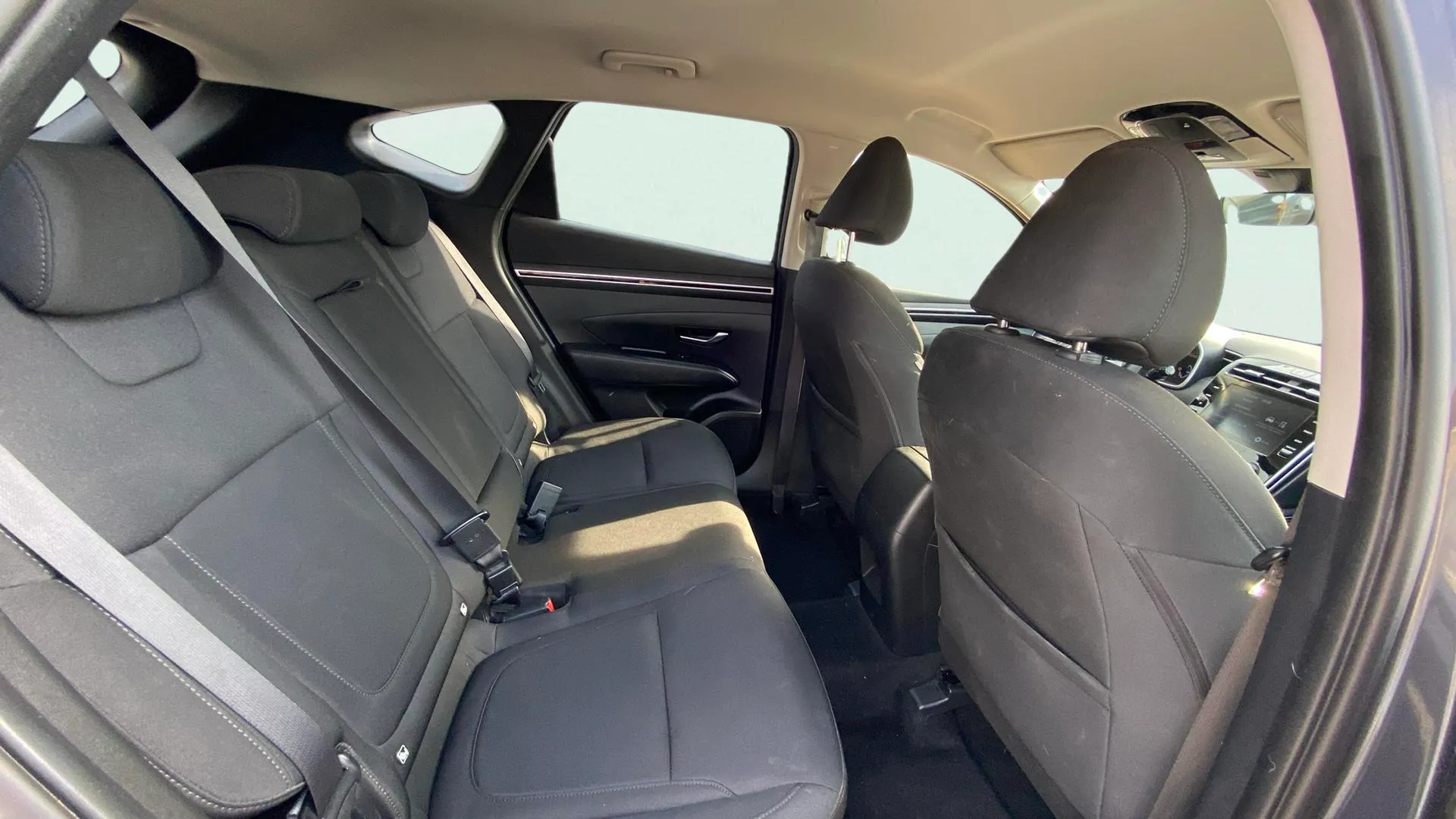Hyundai Tucson 1.6 CRDi Klass - foto 12