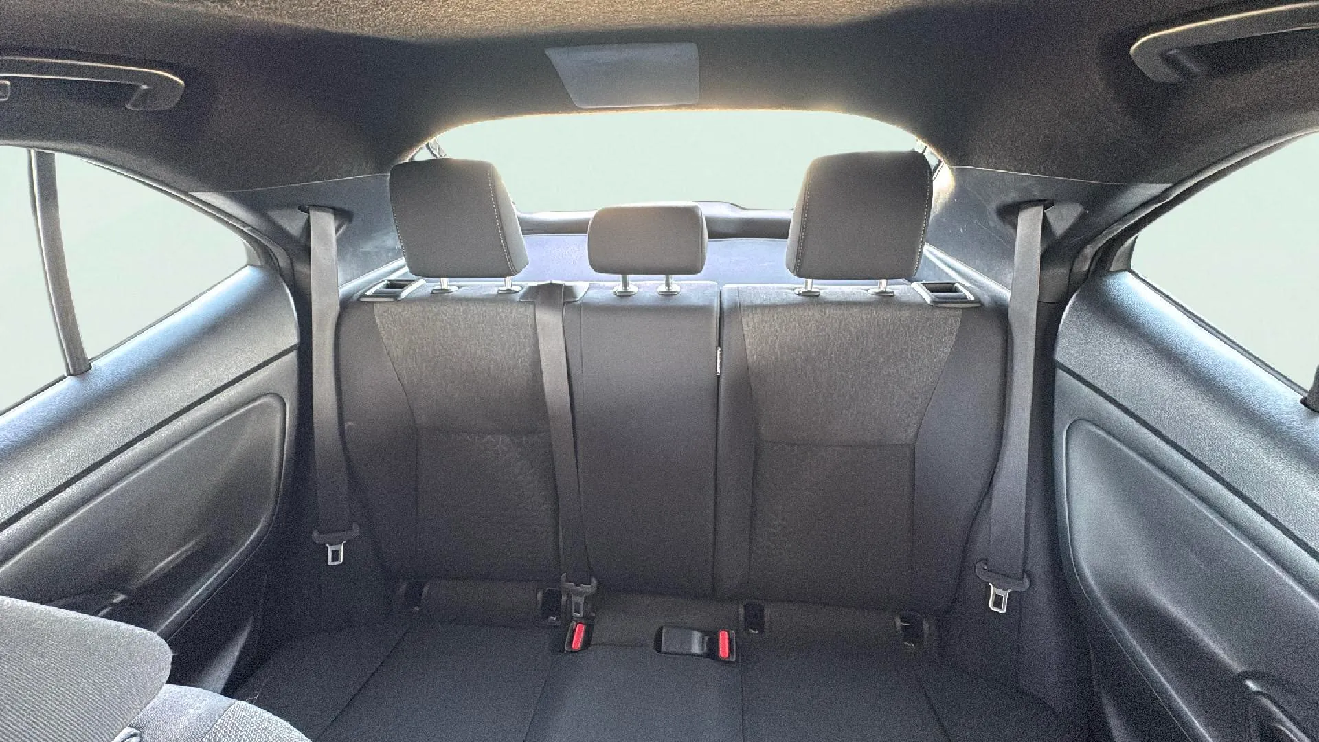 Toyota Yaris Cross 1.5 120H Active Tech - foto 18