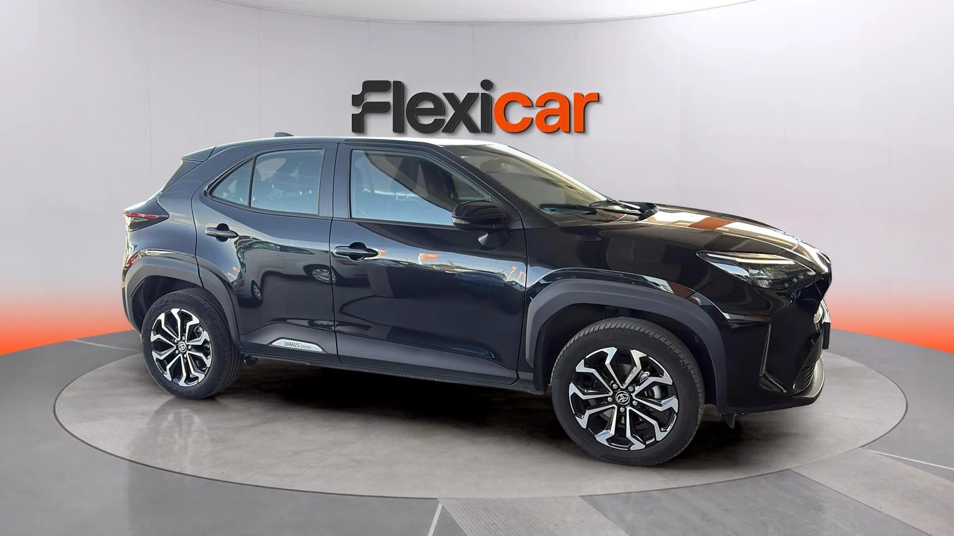 Toyota Yaris Cross 1.5 120H Active Tech - foto 11