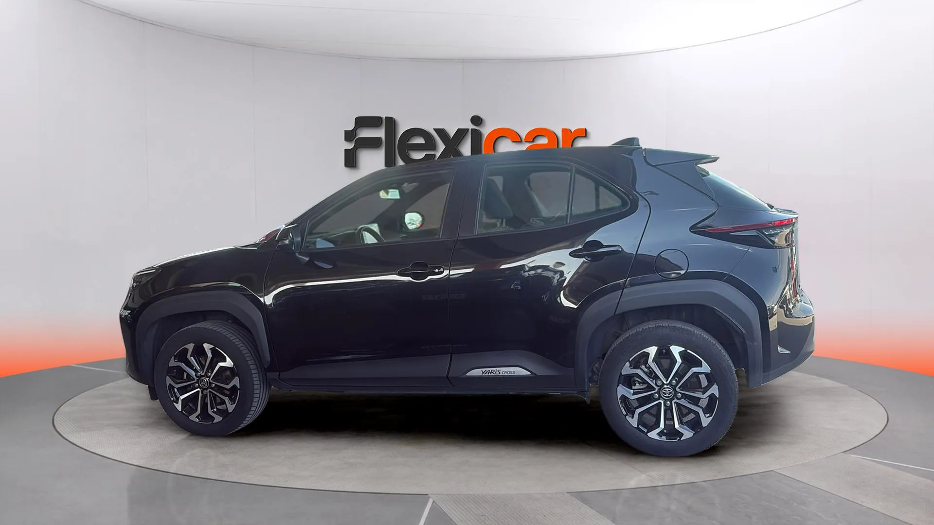 Toyota Yaris Cross 1.5 120H Active Tech - foto 5