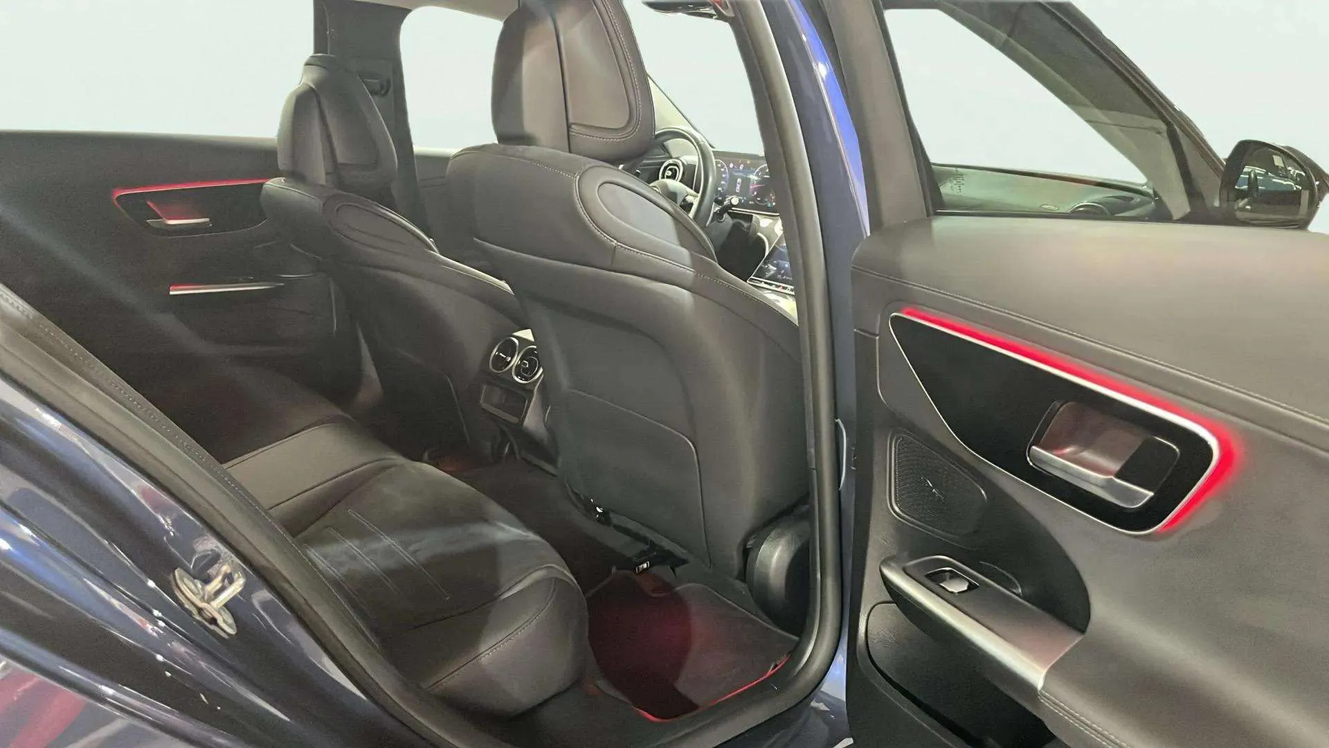 Mercedes-Benz Clase C C 200 d - foto 14