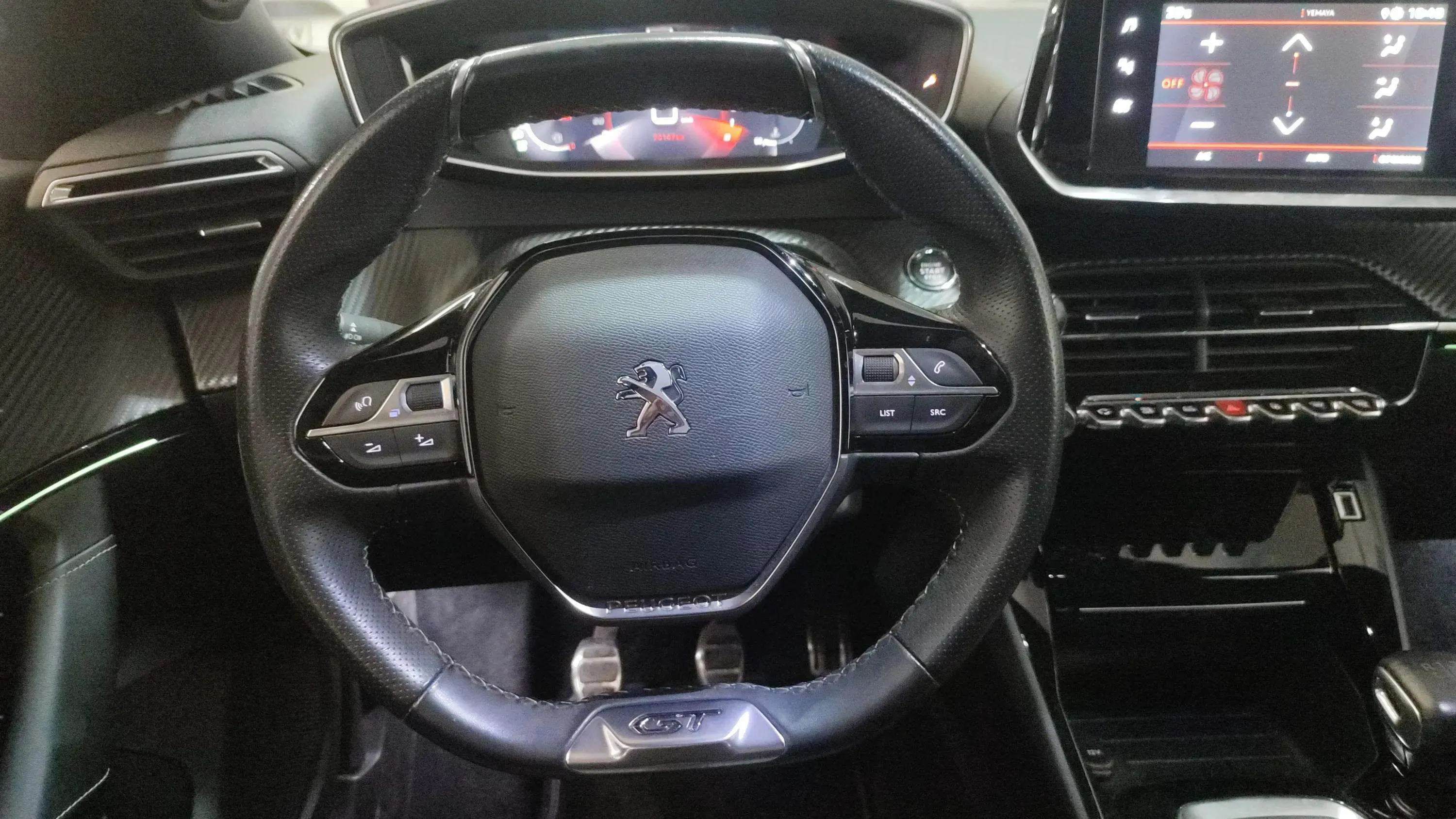 Peugeot 2008 GT Line PureTech 130 BVM6 - foto 11