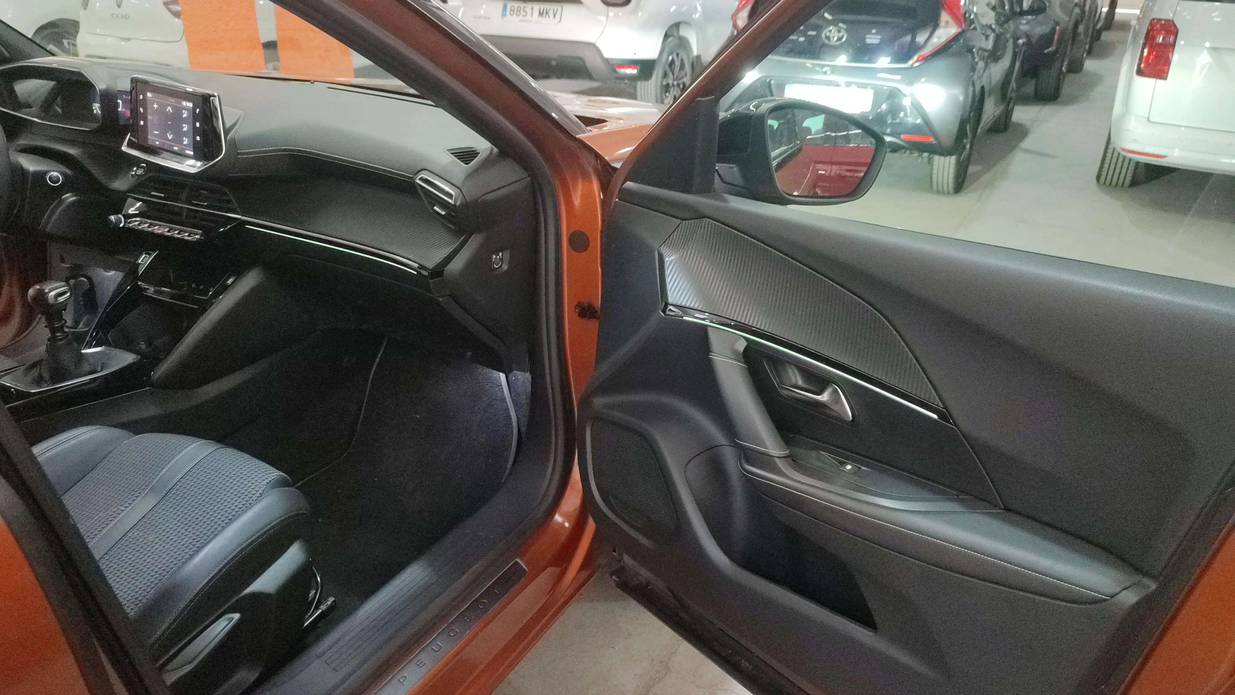 Peugeot 2008 GT Line PureTech 130 BVM6 - foto 13